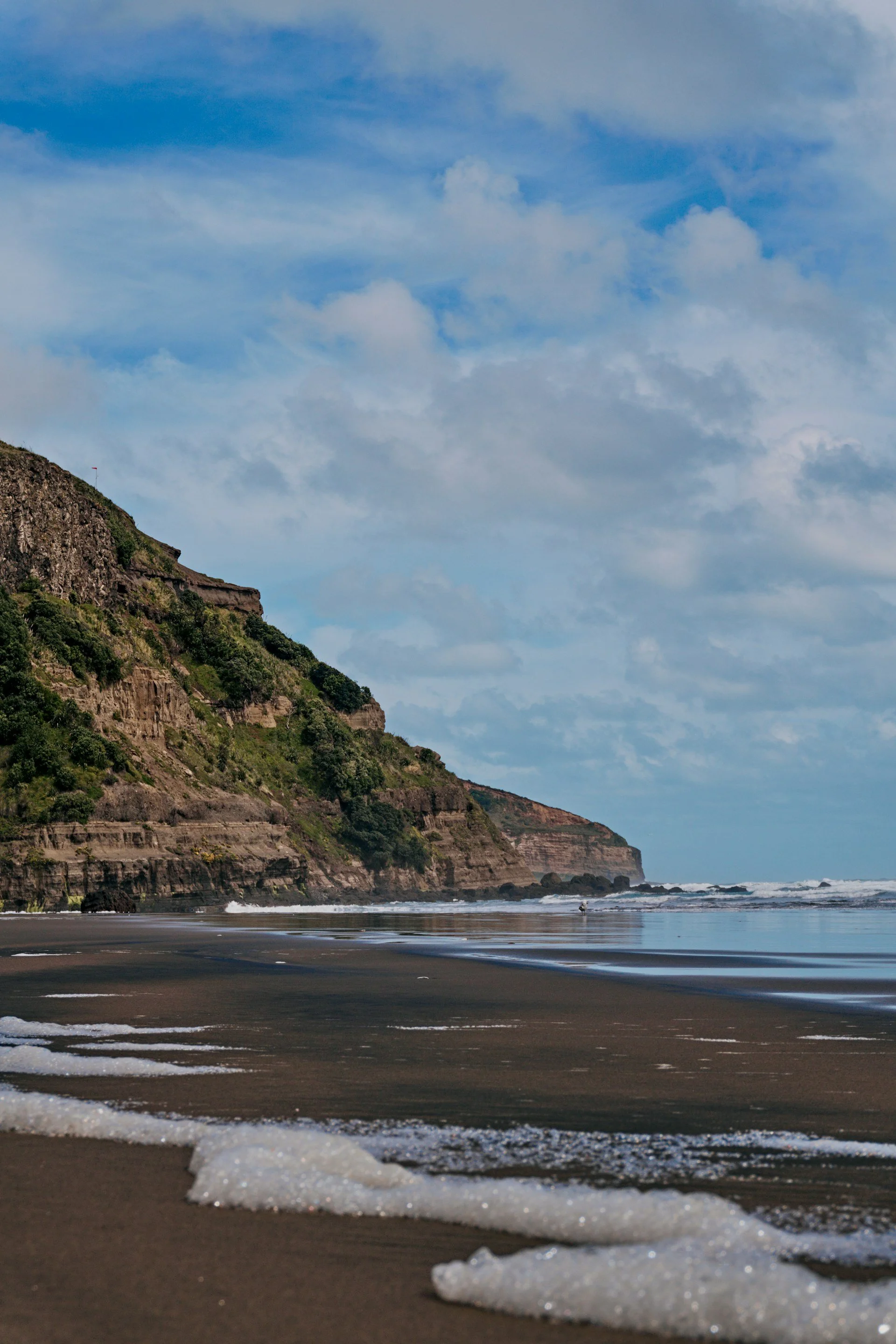 02.2 Muriwai Beach.jpg