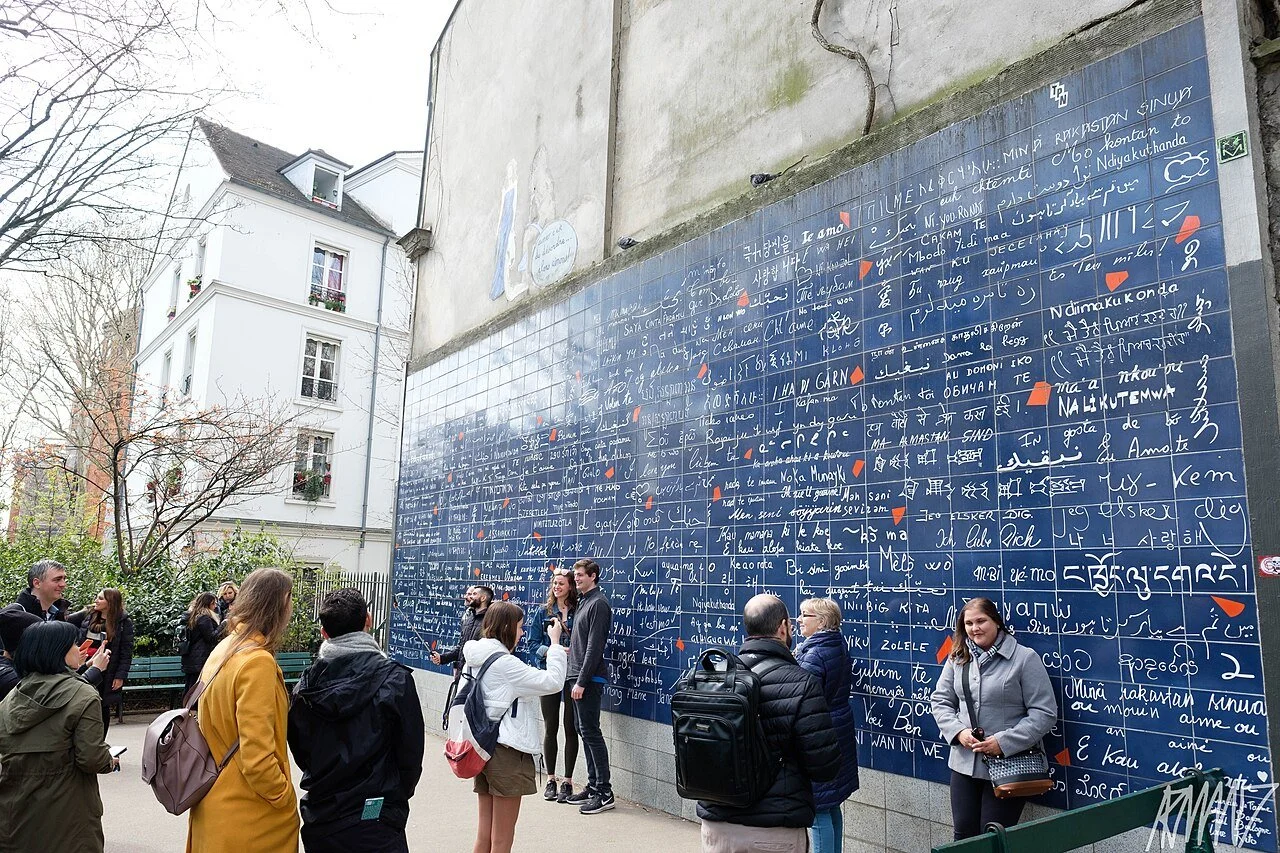 День 3-4Le_mur_des_je_t'aime_(40634183703).jpg