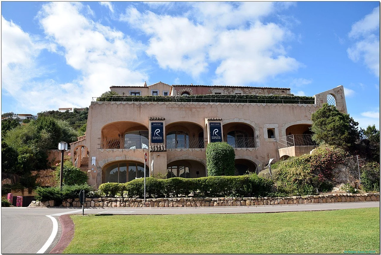 day 2-2Porto_Cervo_85DSC_0139_(49690741922).jpg