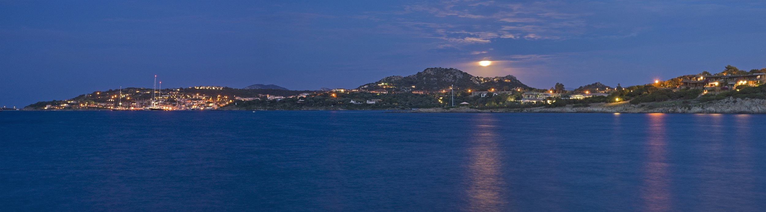 day7-6ssk_34916953_olbia_porto_rotondo_by_night_crazy82_rsz.jpg