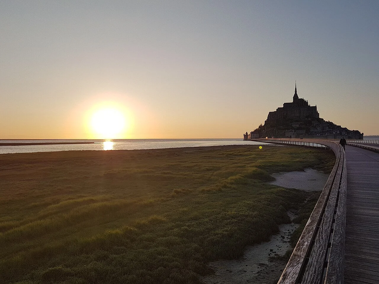Day 5 1Remote_view_of_Mont_Saint-Michel_Abbey_04.jpg