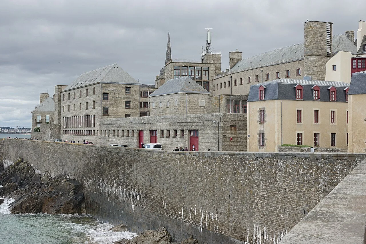 Day 5 5Remparts_(Saint-Malo)_(2).jpg