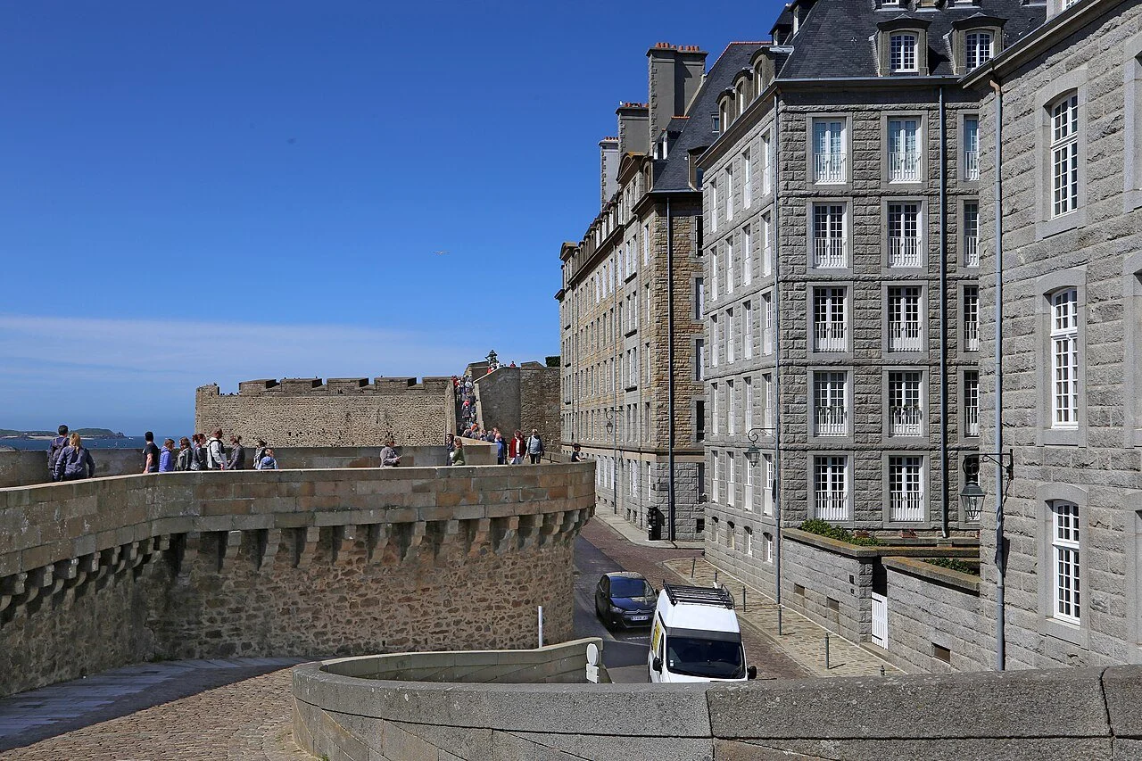 Day 6 100_1454_Saint-Malo,_France.jpg