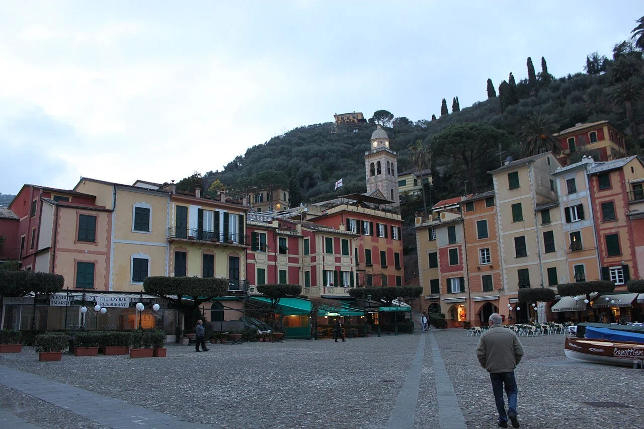 day3 3 EVENING_FALLS_IN_PORTOFINO.ערב_יורד_בפורטופינו.jpg