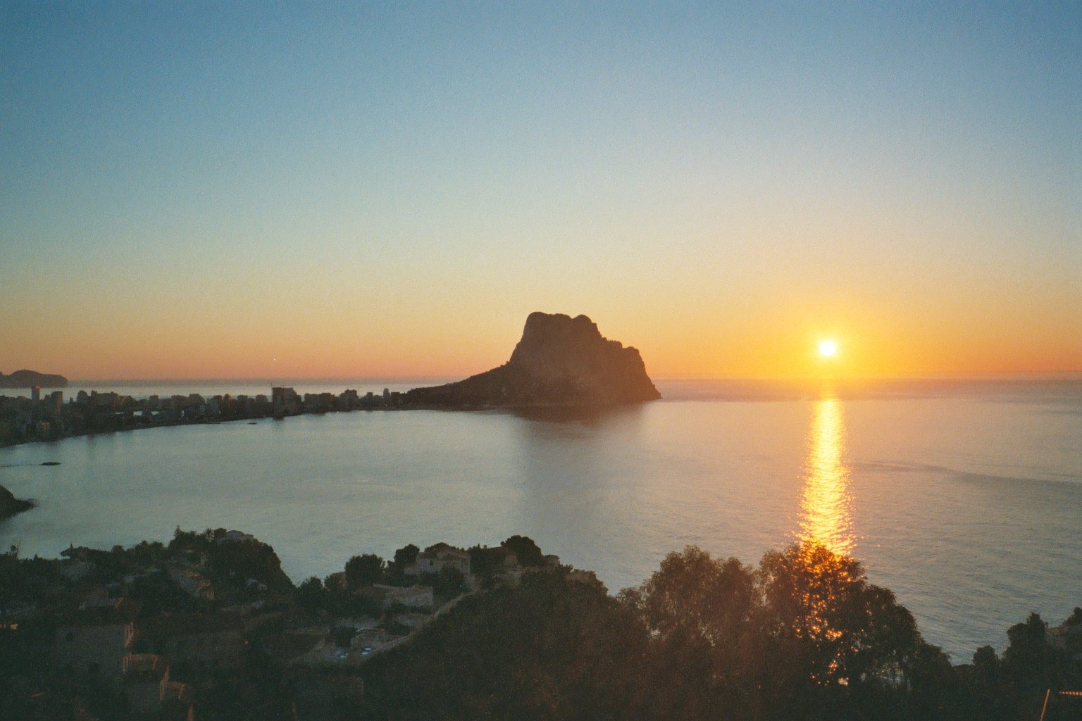 5-7 Sonnenaufgang_penon_de_ifach.jpg