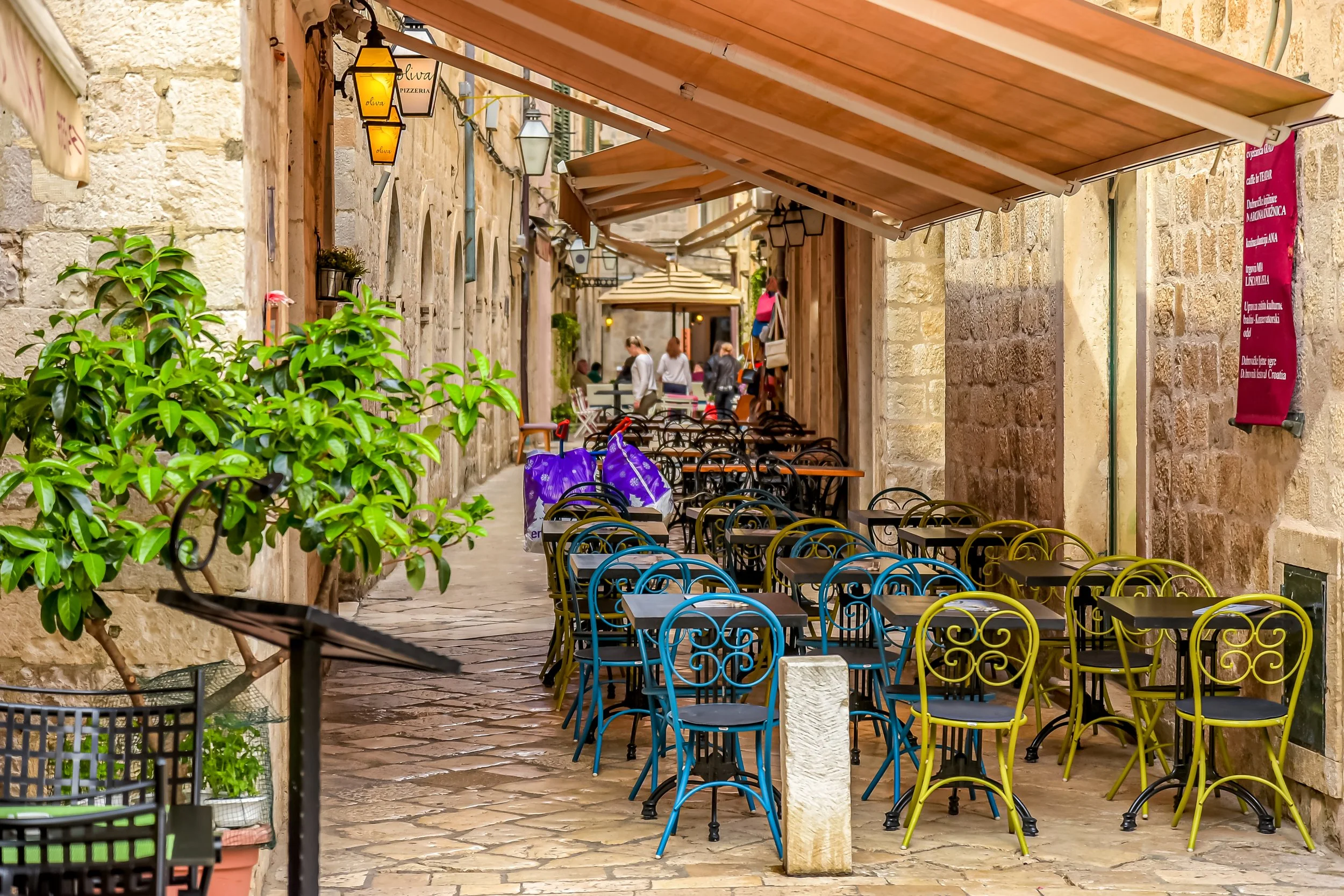 Dubrovnik-old-town-restaurants-2.jpg