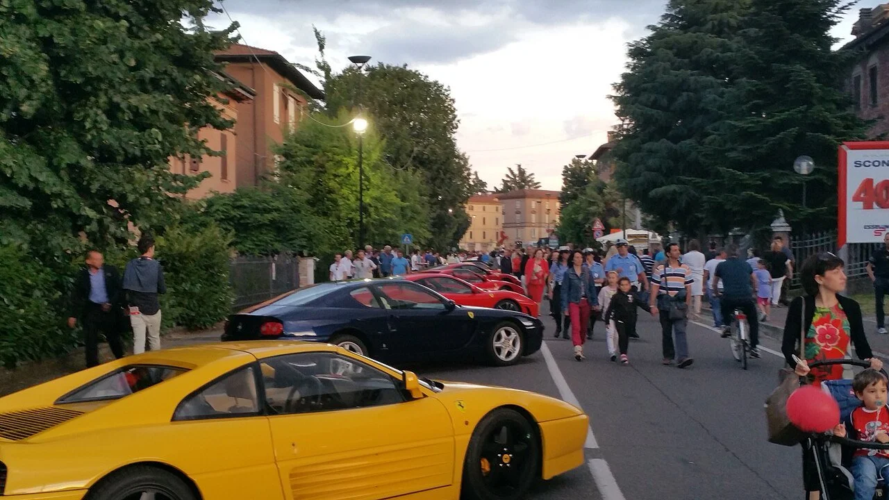 day 5 3 Maranello_notte_rossa2.jpg