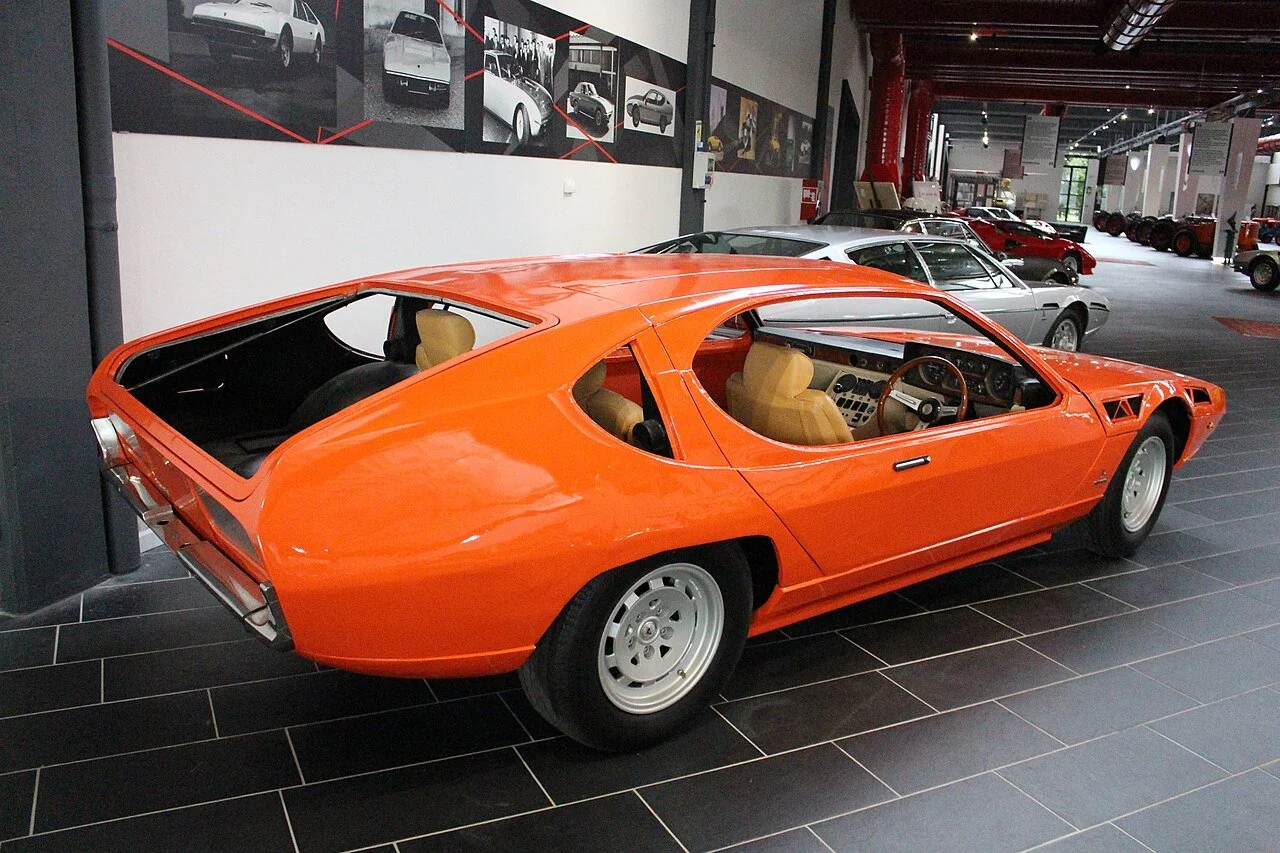 day 6 7 Lamborghini_Espada-Prototyp_Heck.jpg