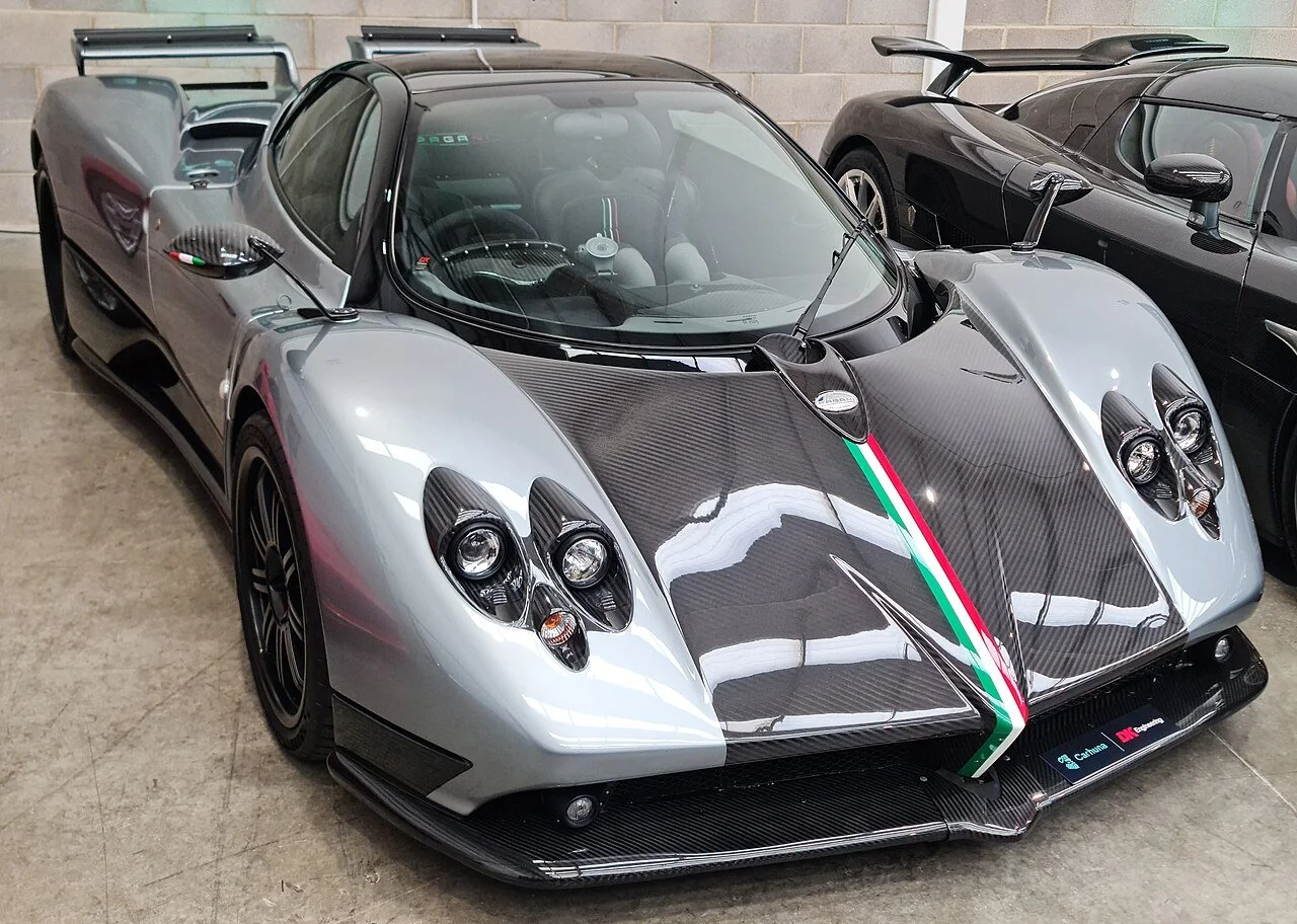 day 6 11 Silver_Pagani_Zonda_C12_DKEng.jpg
