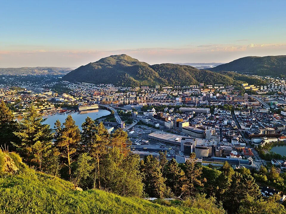 Bergen_Fløyen_Vestland_Norway_(2022.06.24).jpg
