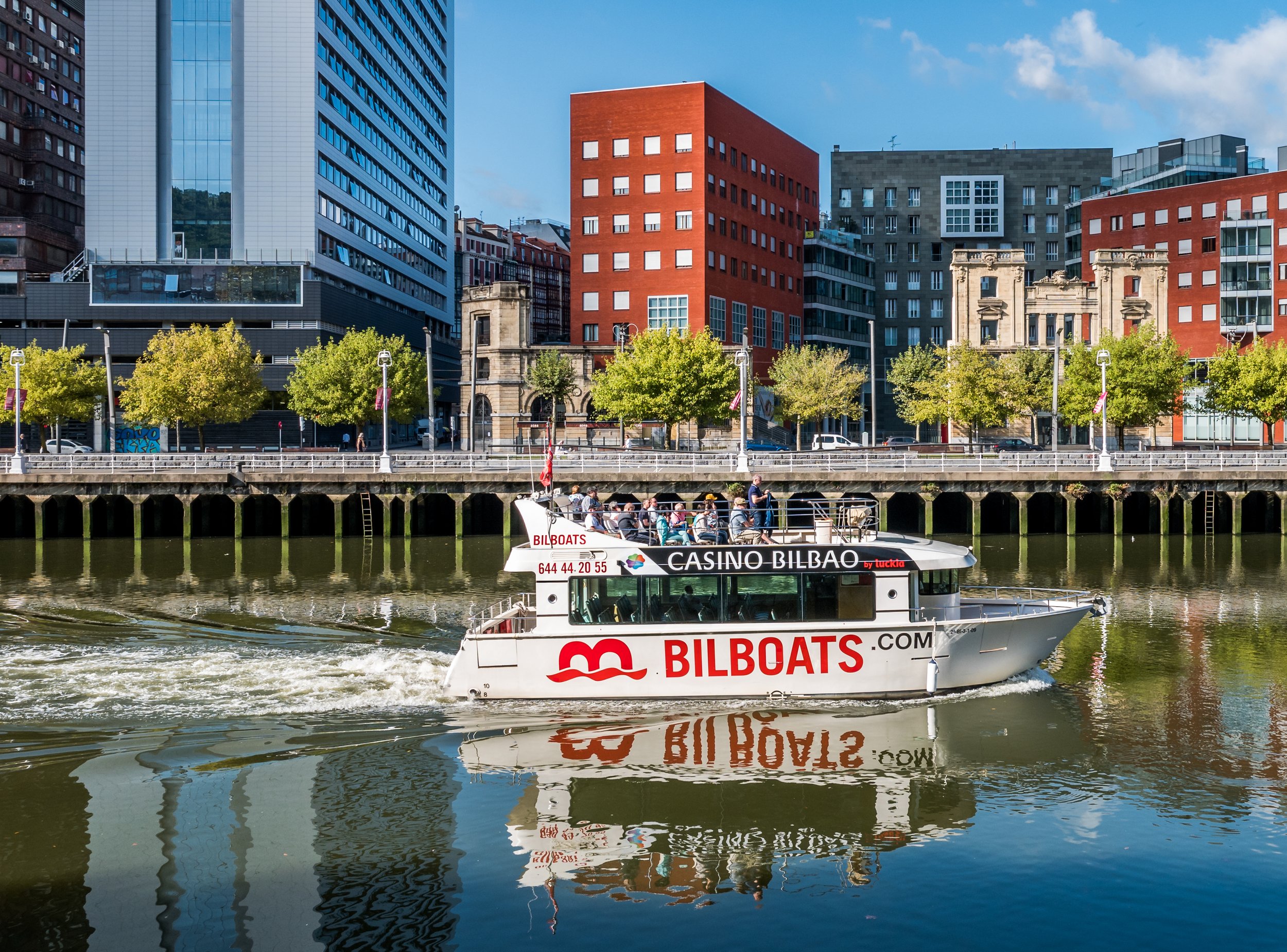 Bilbao_-_Bilboats_01.jpg