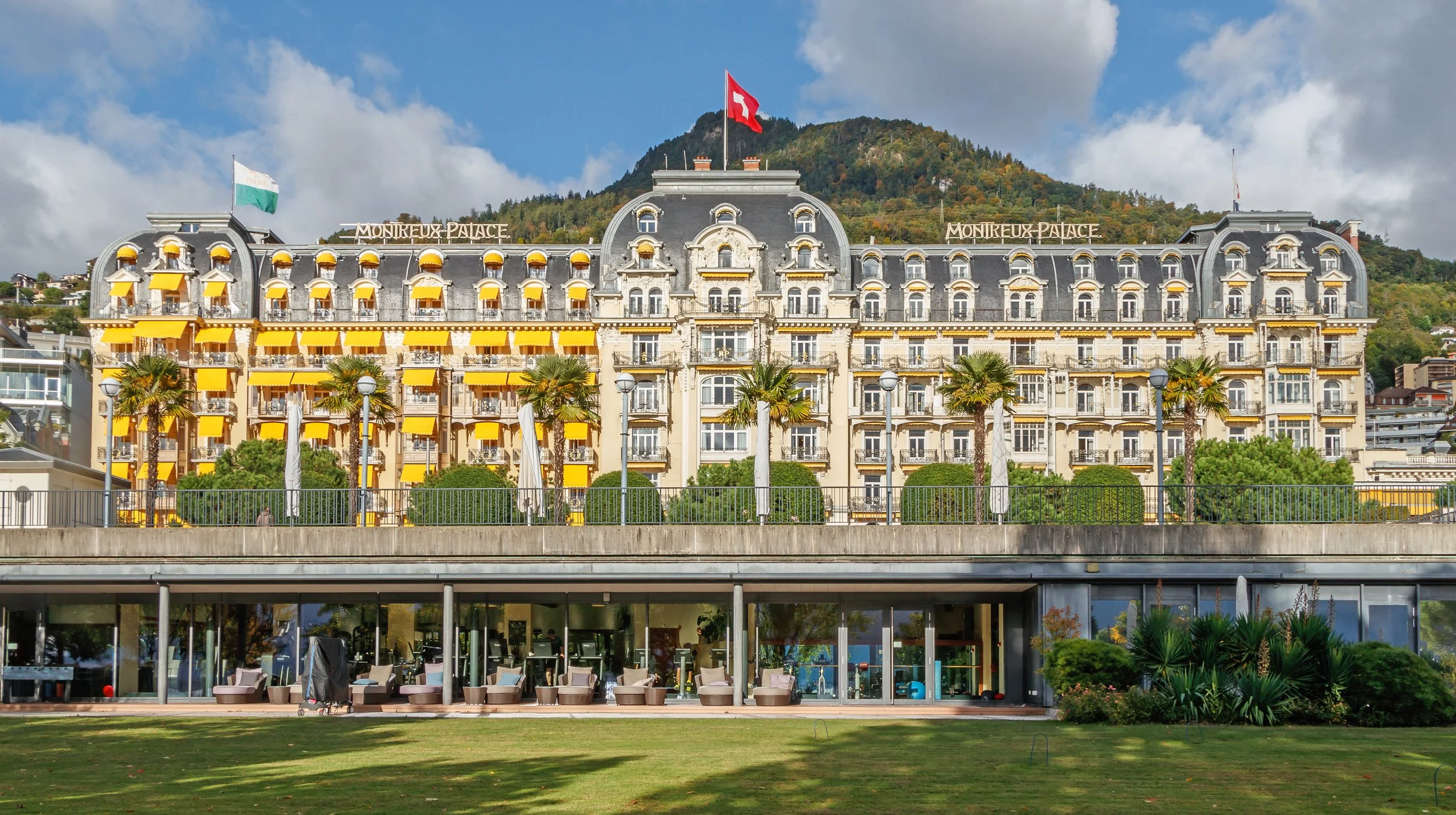 Hôtel_Fairmont_Le_Montreux_Palace_01.jpg