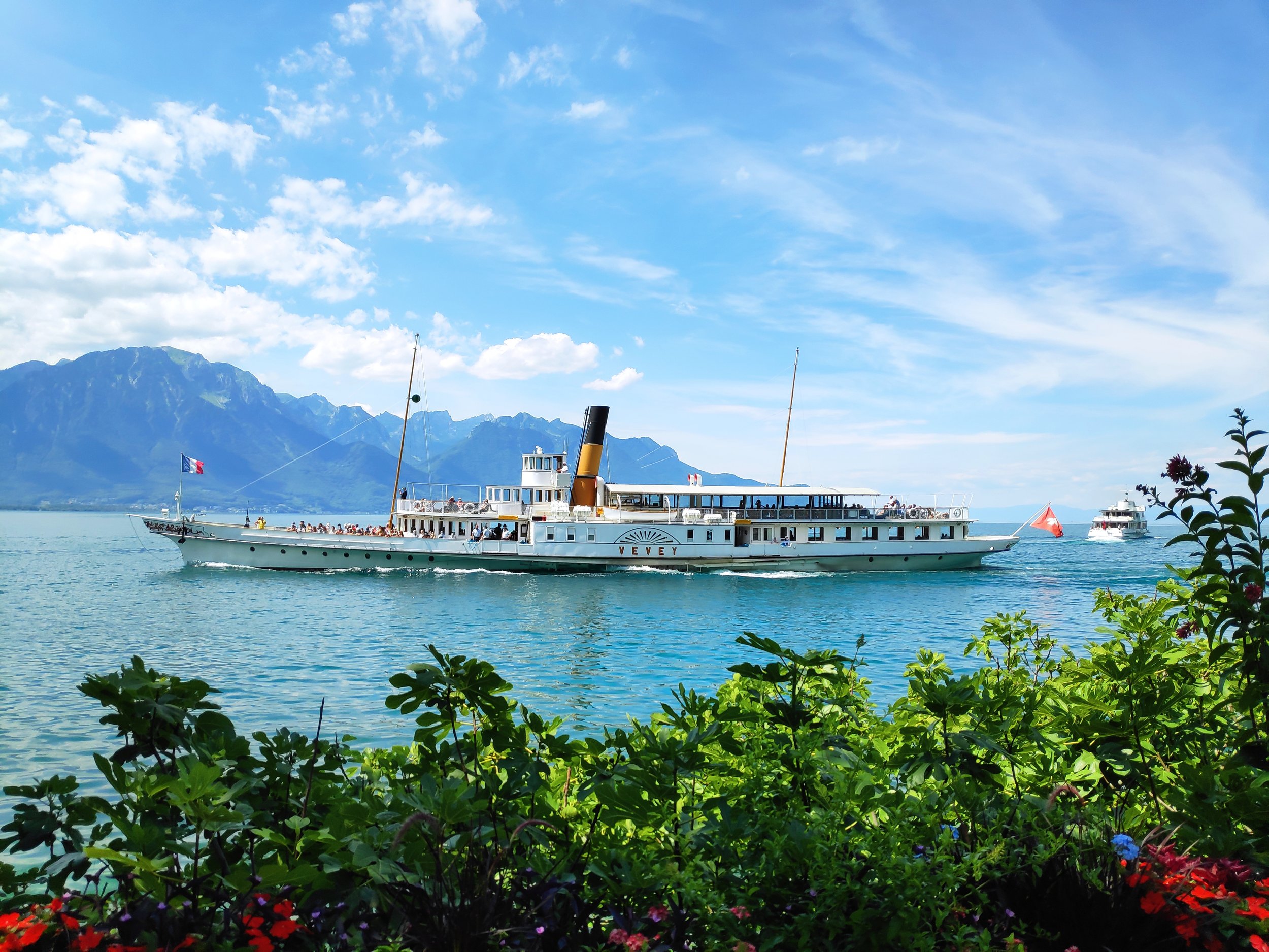 Montreux_Lake.jpg