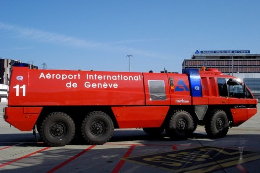 International_Geneva_Airport_(2).jpg