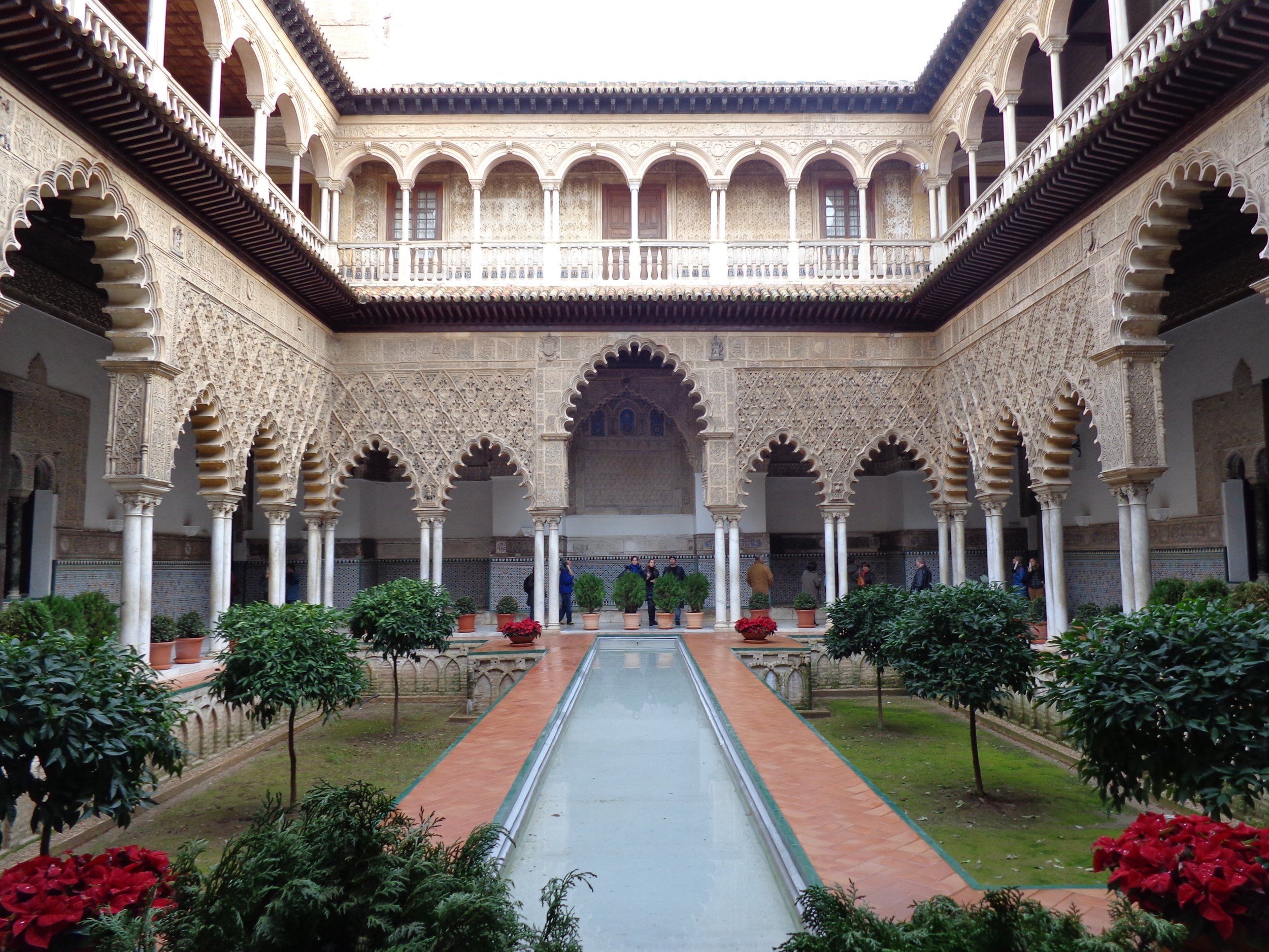 Alcázar_of_Seville_2.jpg