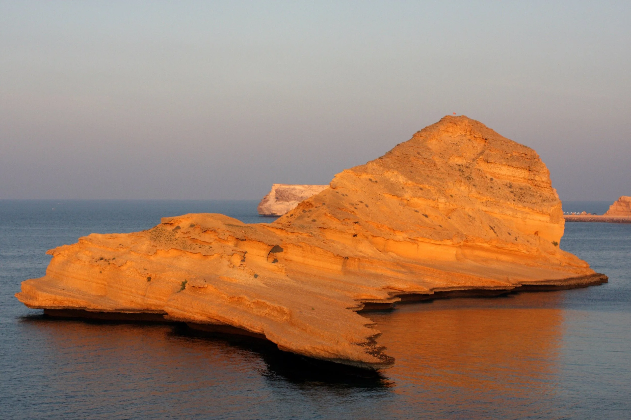 Bandar_Jissah,_Muscat,_Oman_(4324789732).jpg