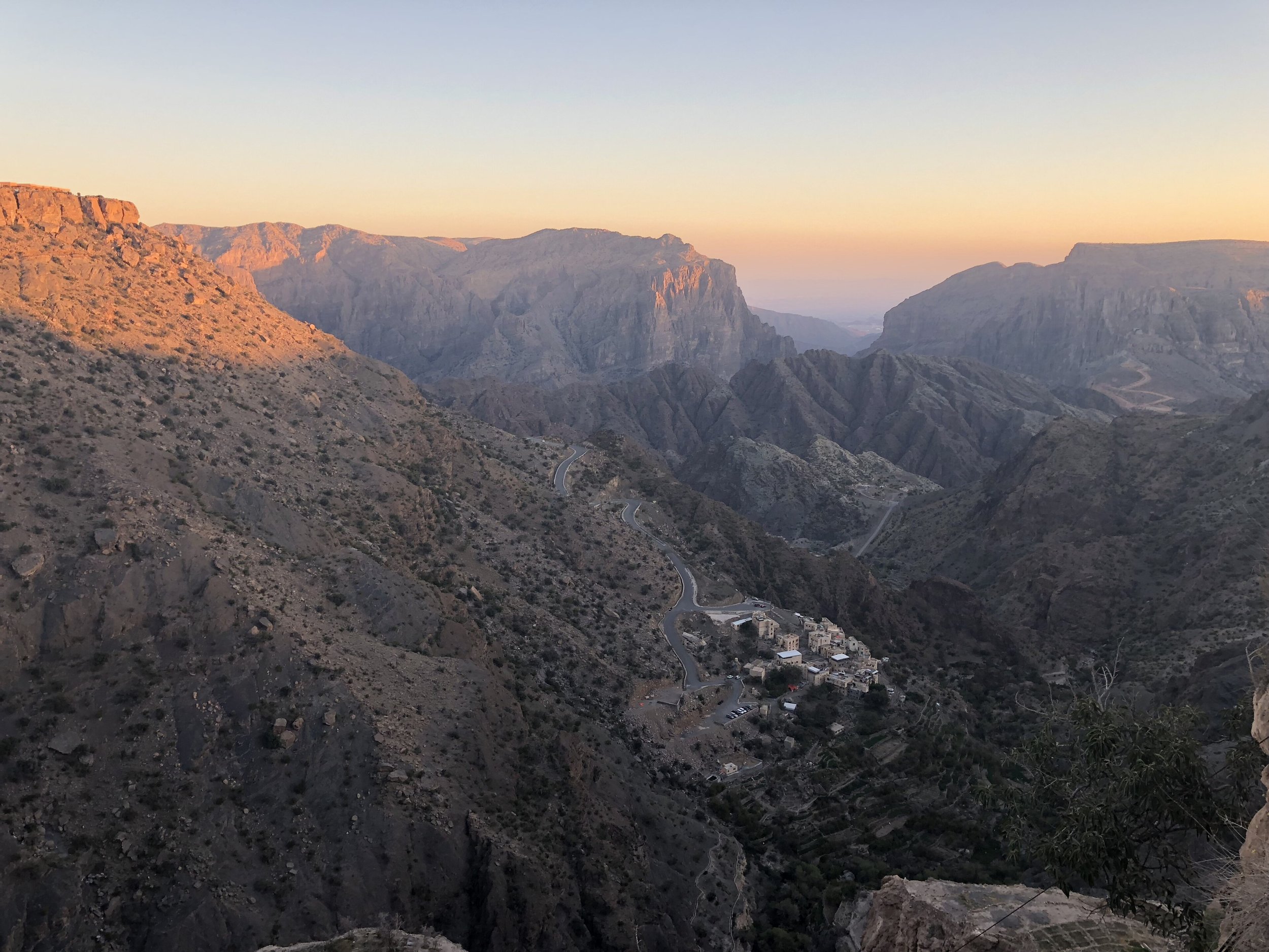 Jebel_Akhdar_–_Kamfarah_village_in_Wadi_Muaydin_3.jpg