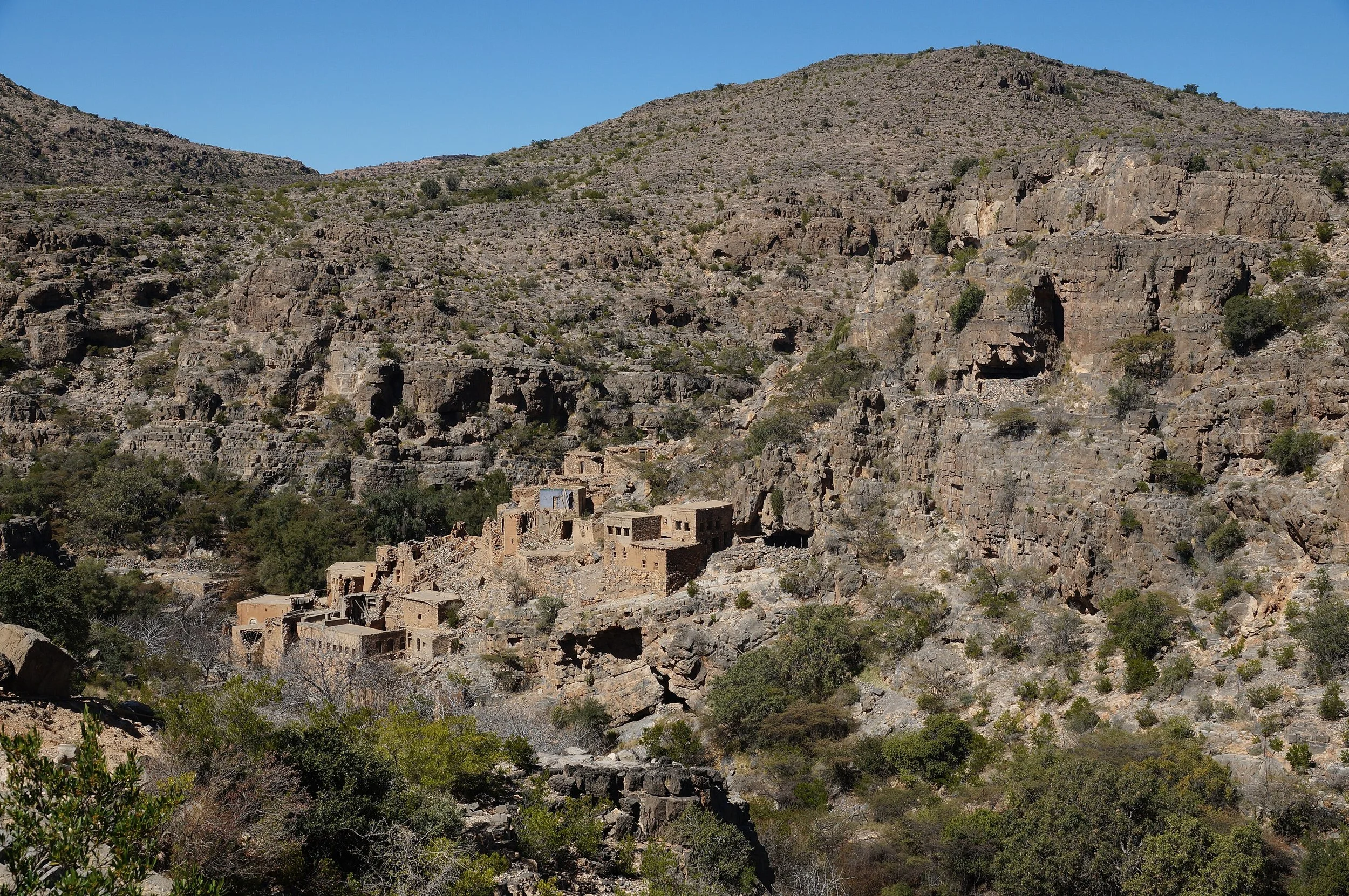 Jebel_Akhdar_–_old_village_of_Wadi_Bani_Habib.jpg