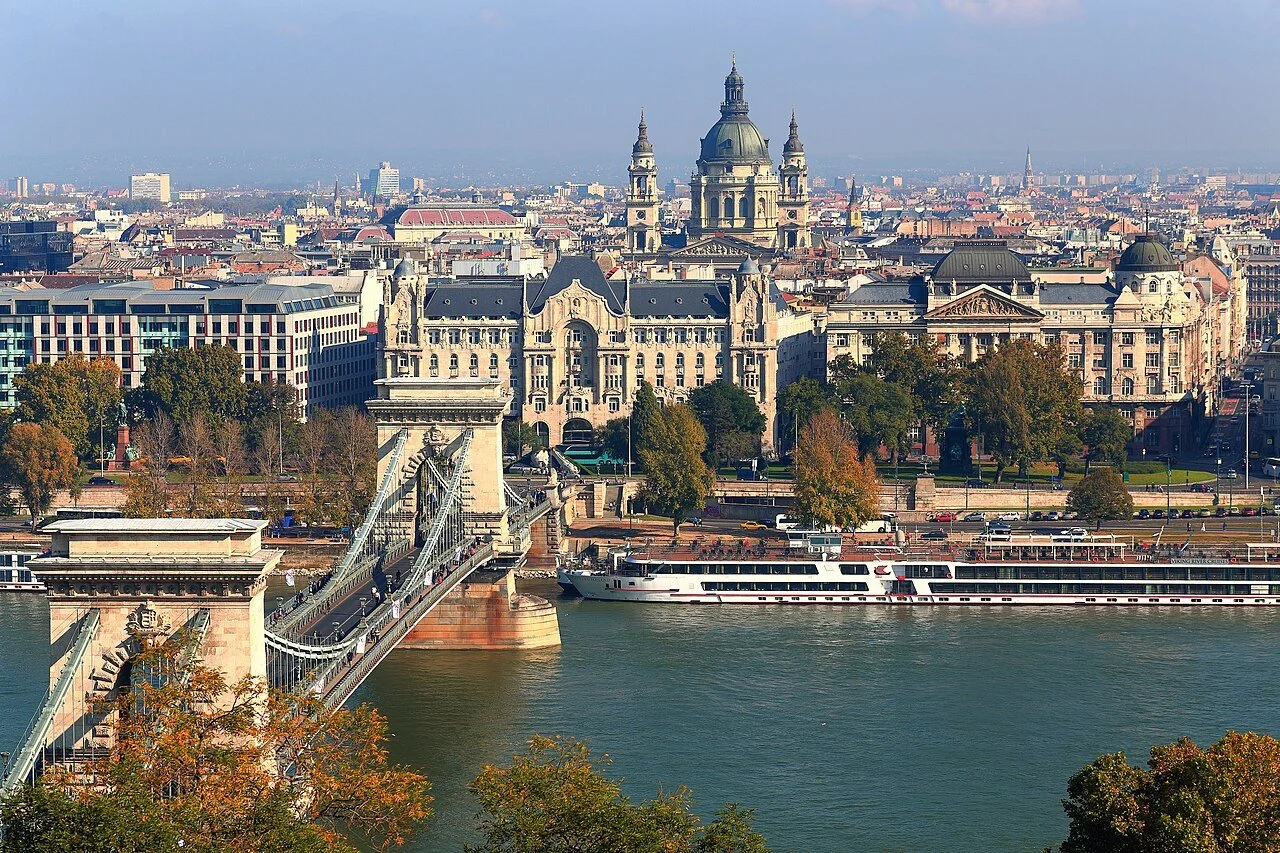 Budapest,_Hungary_(explored)_(14995308504).jpg