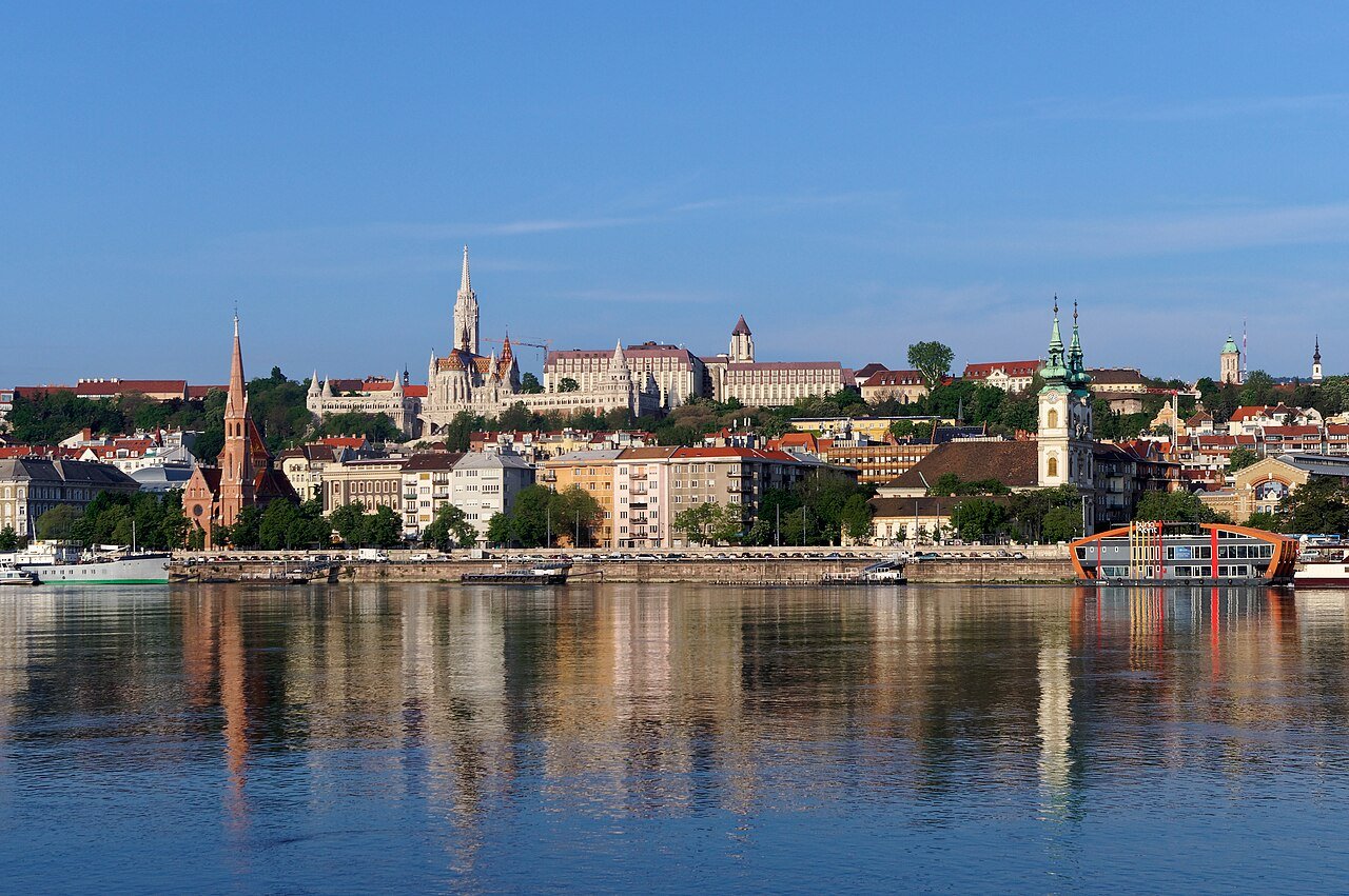 20190502_Widok_na_Budę_z_brzegu_Dunaju_0704_1888_DxO.jpg