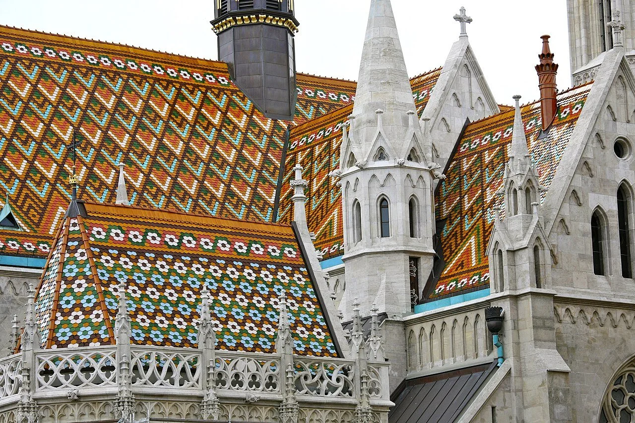 The_Matthias_Church_(6001573321).jpg