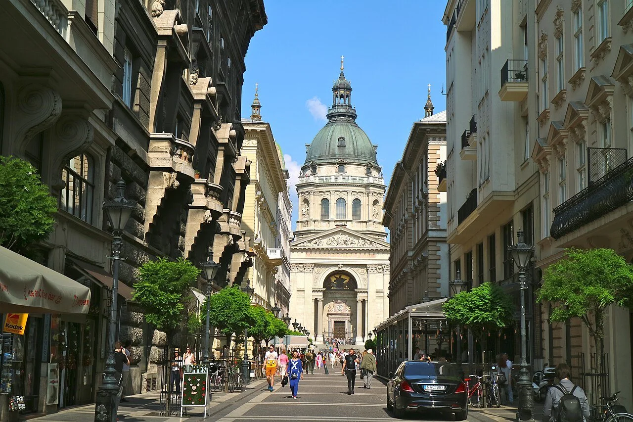 St_Stephen's_Basilica_(27184201240).jpg