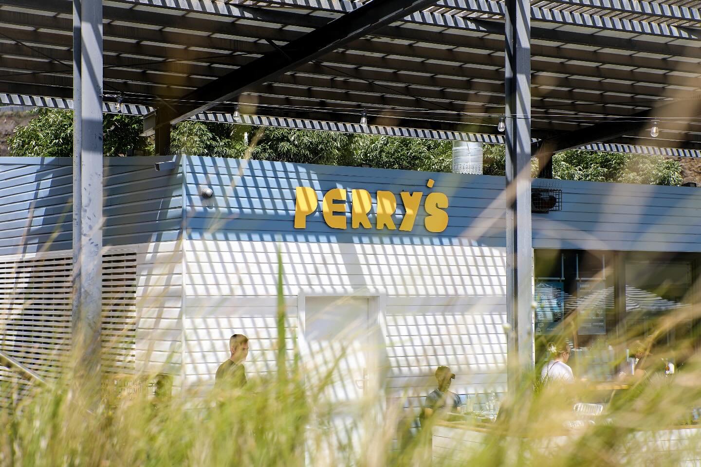 We have some Perry-exciting news to share!
Perry&rsquo;s Pizza is arriving in May 🍕 
We can&rsquo;t wait for you to join us for a Spritz and a Pizza down by the lake. 🐦