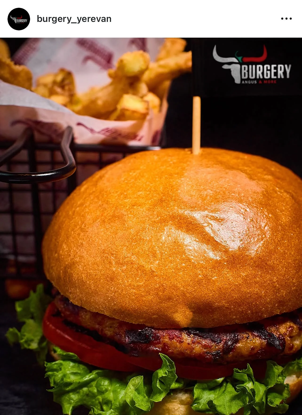 Burgery restaurant 27.jpg