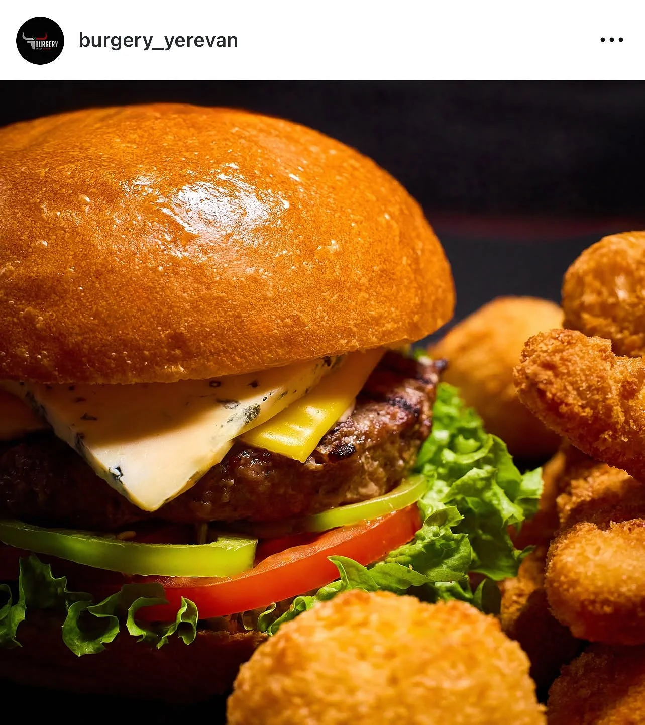 Burgery restaurant 32.jpg