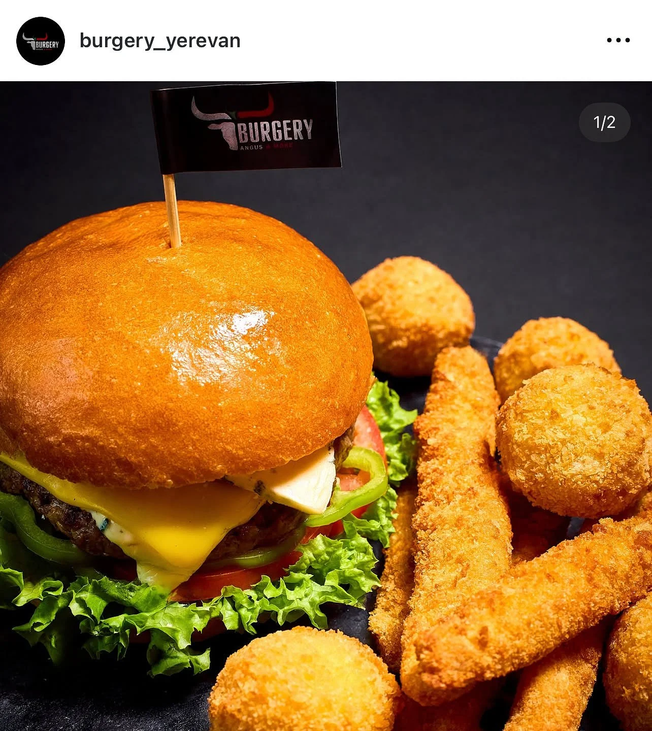 Burgery restaurant 31.jpg