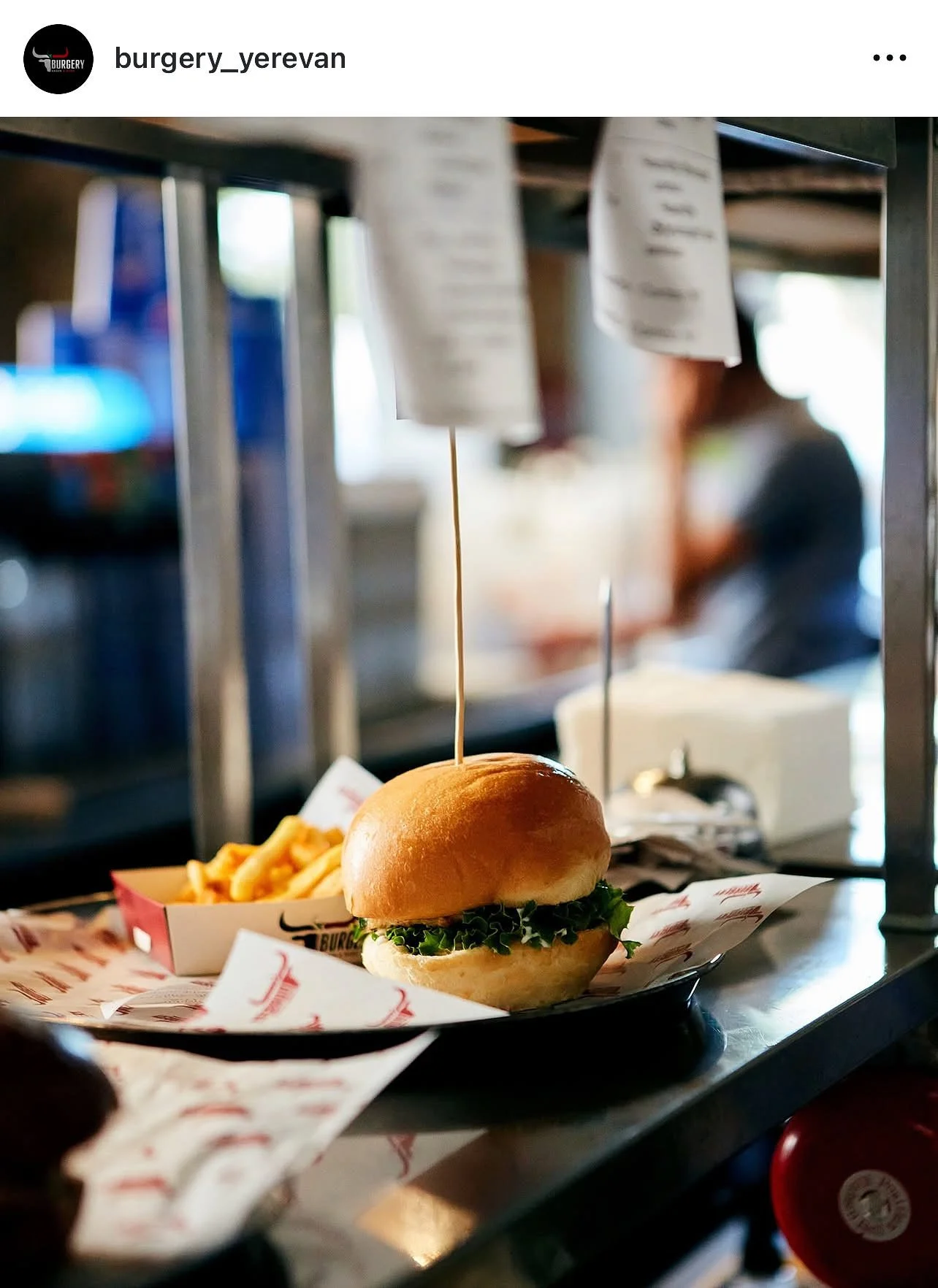 Burgery restaurant 09.jpg