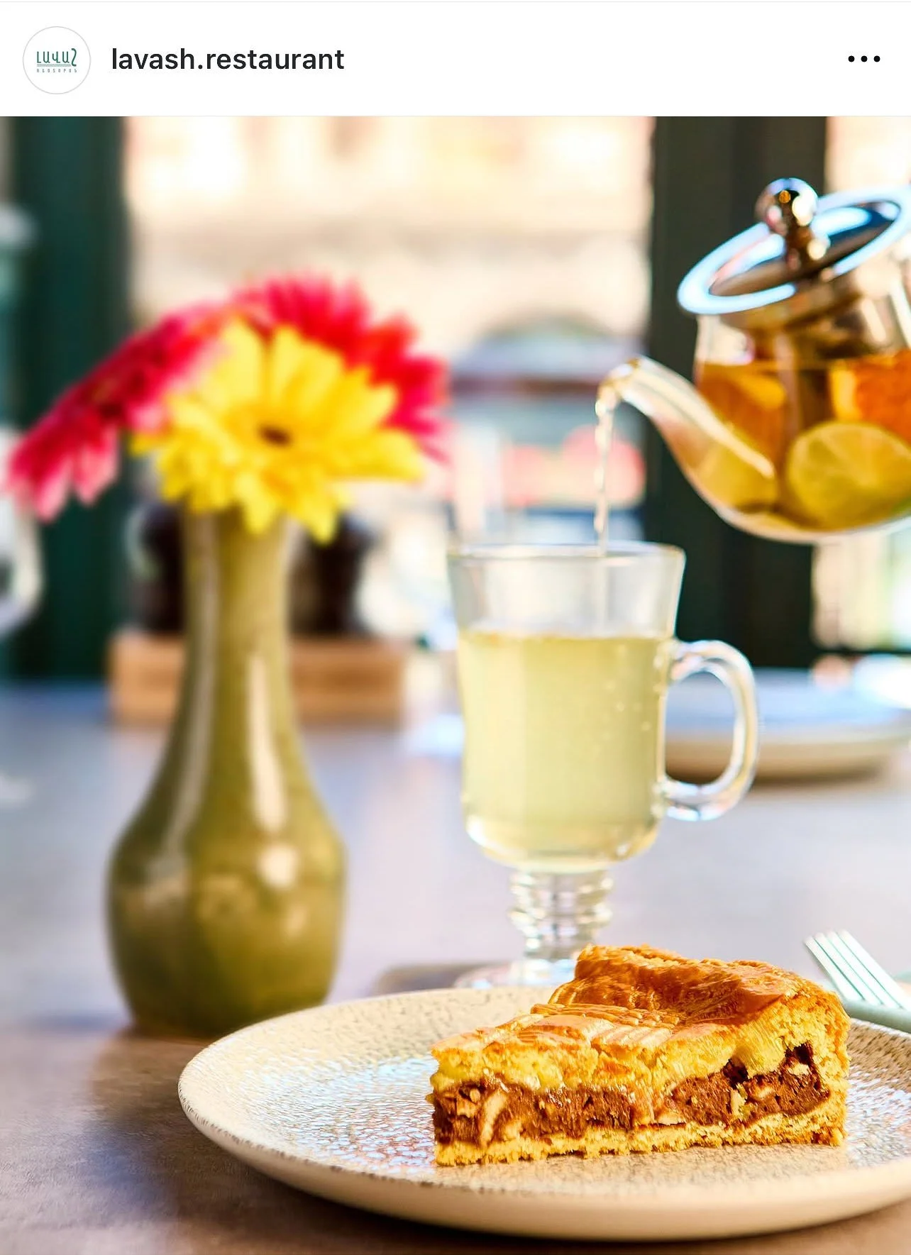 Lavash restaurant 102.jpg