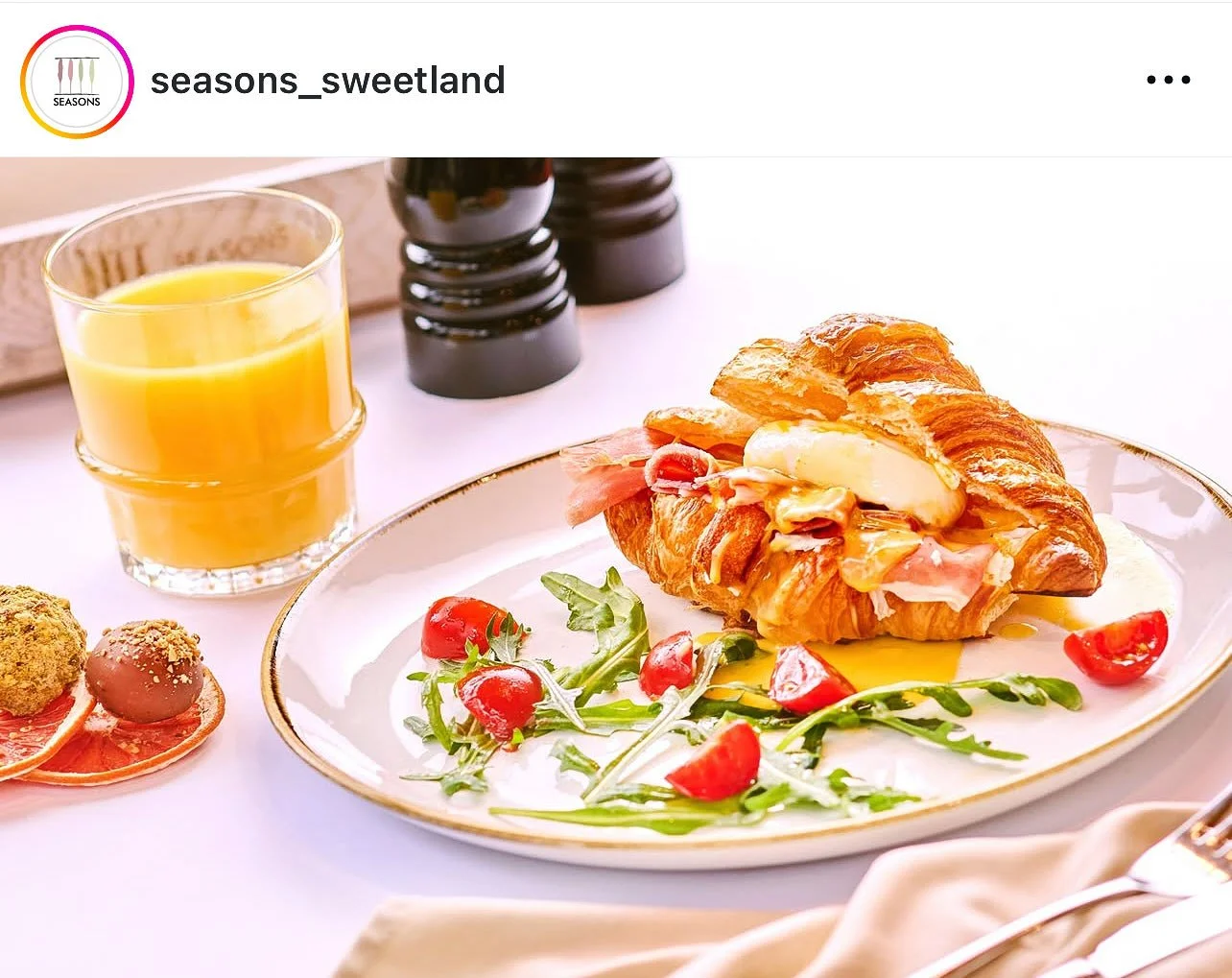 Seasons Cafe & restaurant  90.jpg