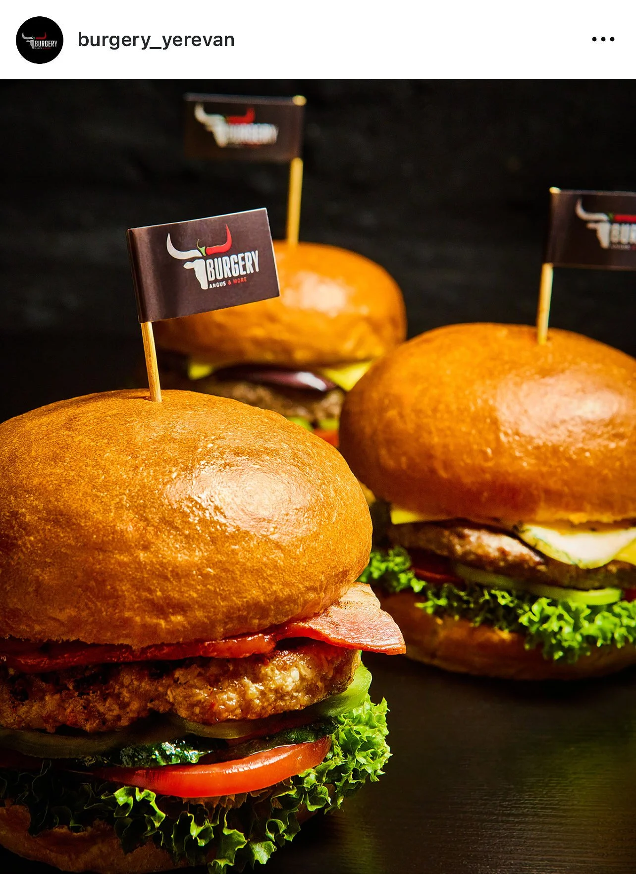 Burgery restaurant 15.jpg