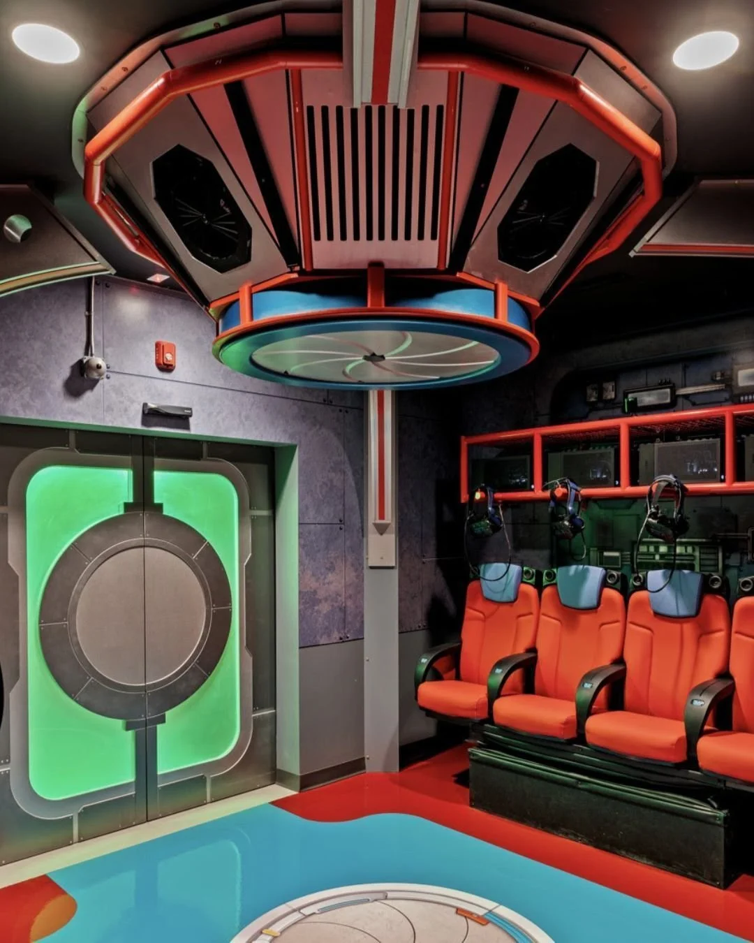 Sound that tells a story. 🌍✨

From bringing faith to life in the Truth Traveler VR experience ( @themeparkav )  to welcoming Jill Levine and celebrating global recognition, K-array USA continues to shape the sound of innovation.

Tap the link in bio