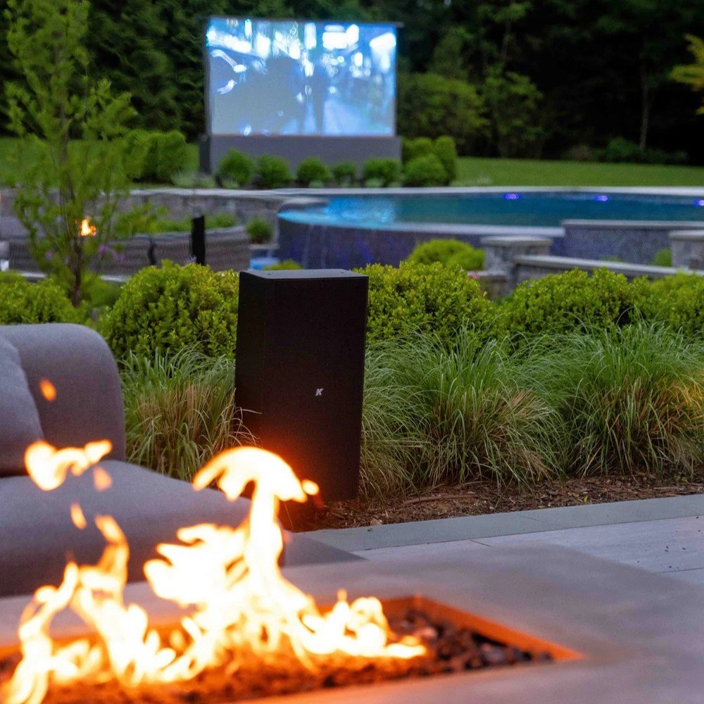 Luxury Outdoor Living and Standing Ovations