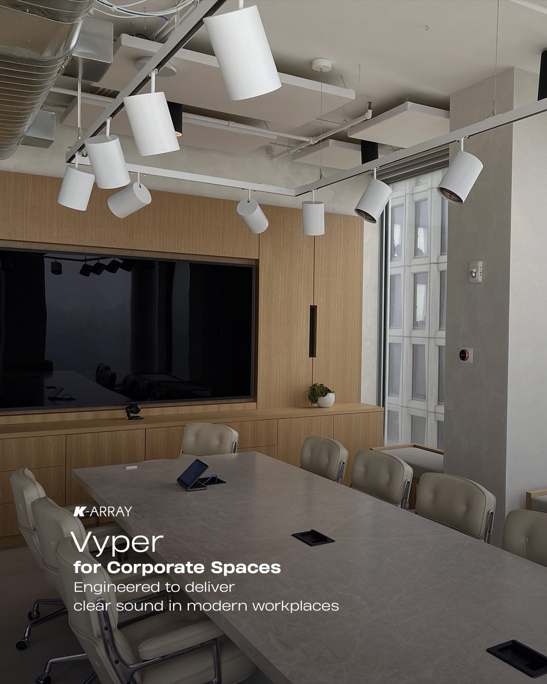 Medium and large meeting rooms require more than volume. For AV teams, integrators, and IT professionals, the real challenge is maintaining clear, consistent speech intelligibility across the entire space, from the front rows to the back of the room.