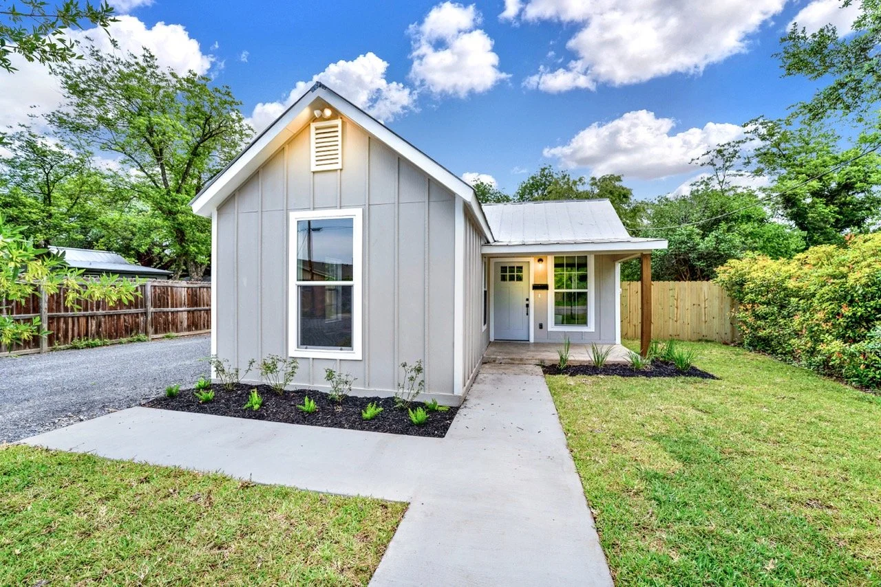 2605 Ave J, Hondo, TX