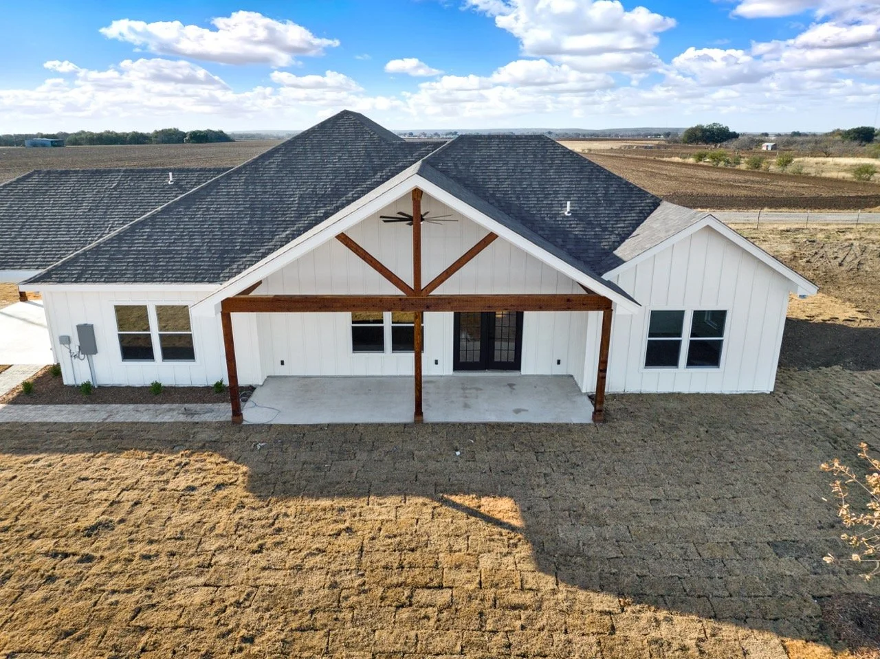 223 CR 4201, D Hanis, TX