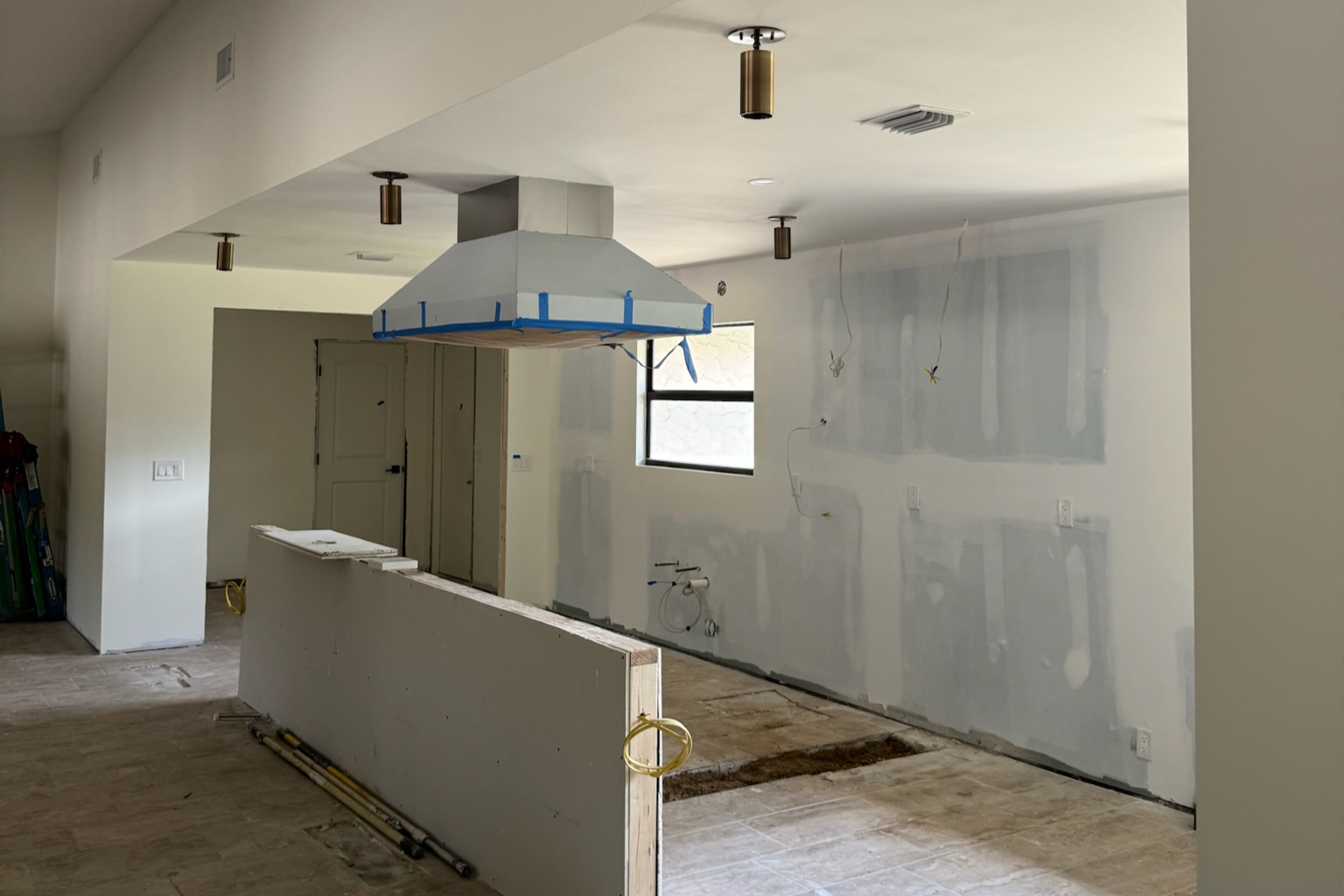 Interior Designer vs. Builder in New Construction | Interiors by Casa Mia