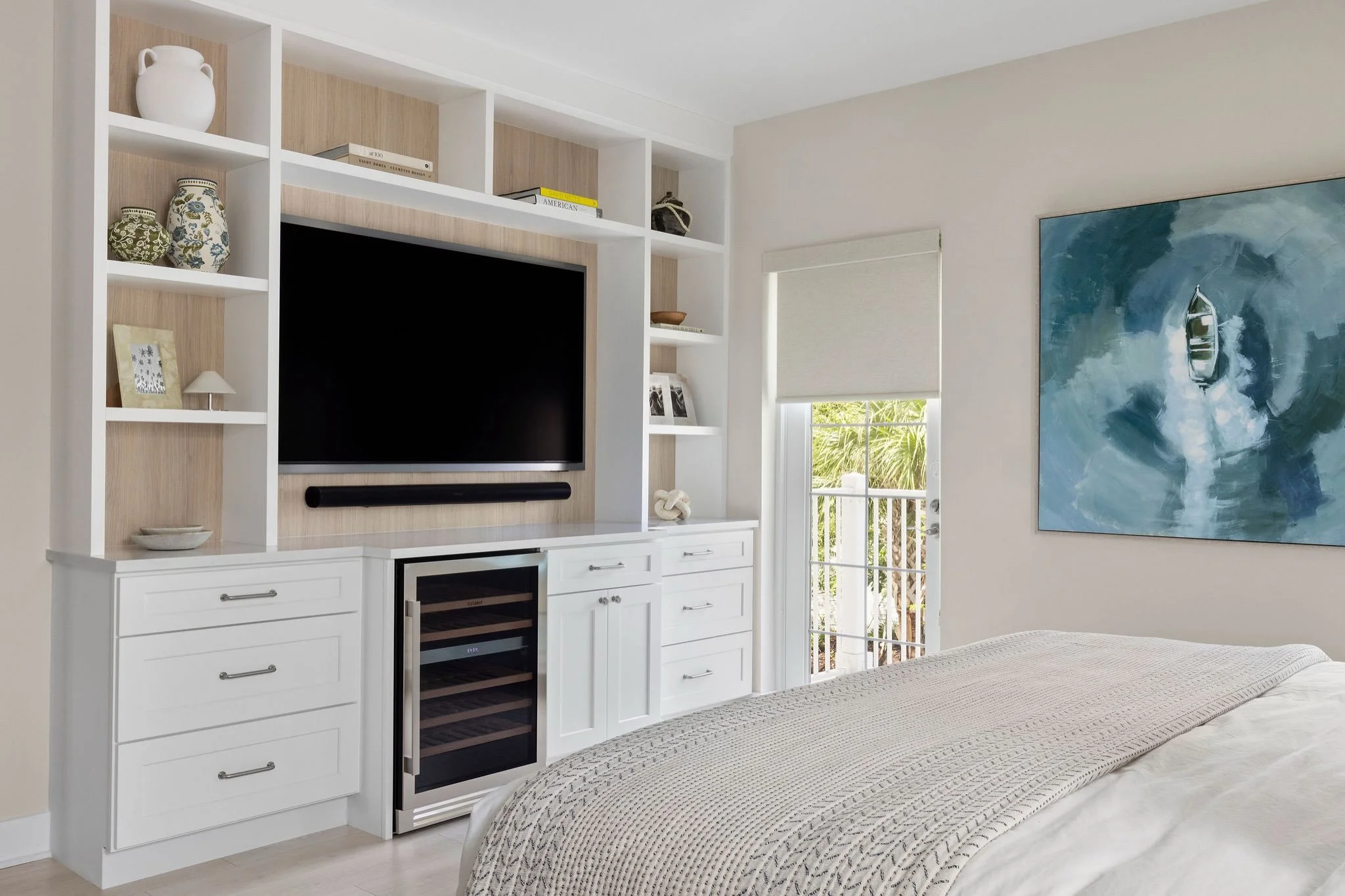 Pressing snooze 4x to stay here just a bit longer 🥲

#BedroomDesign #CustomBuiltIn #CoastalLiving #JupiterFL #InteriorDesign