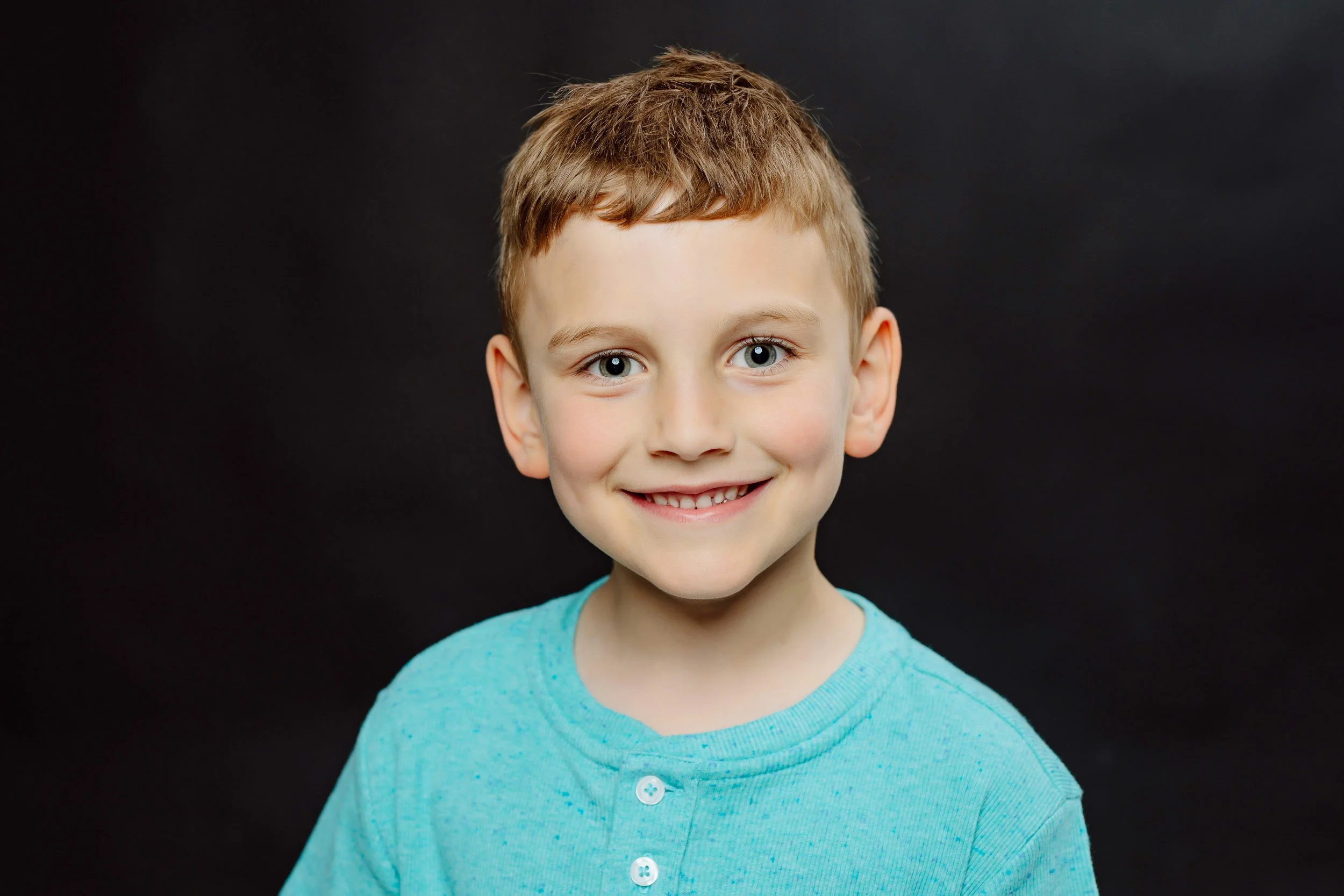 minneapolis studio family photography-48.jpg