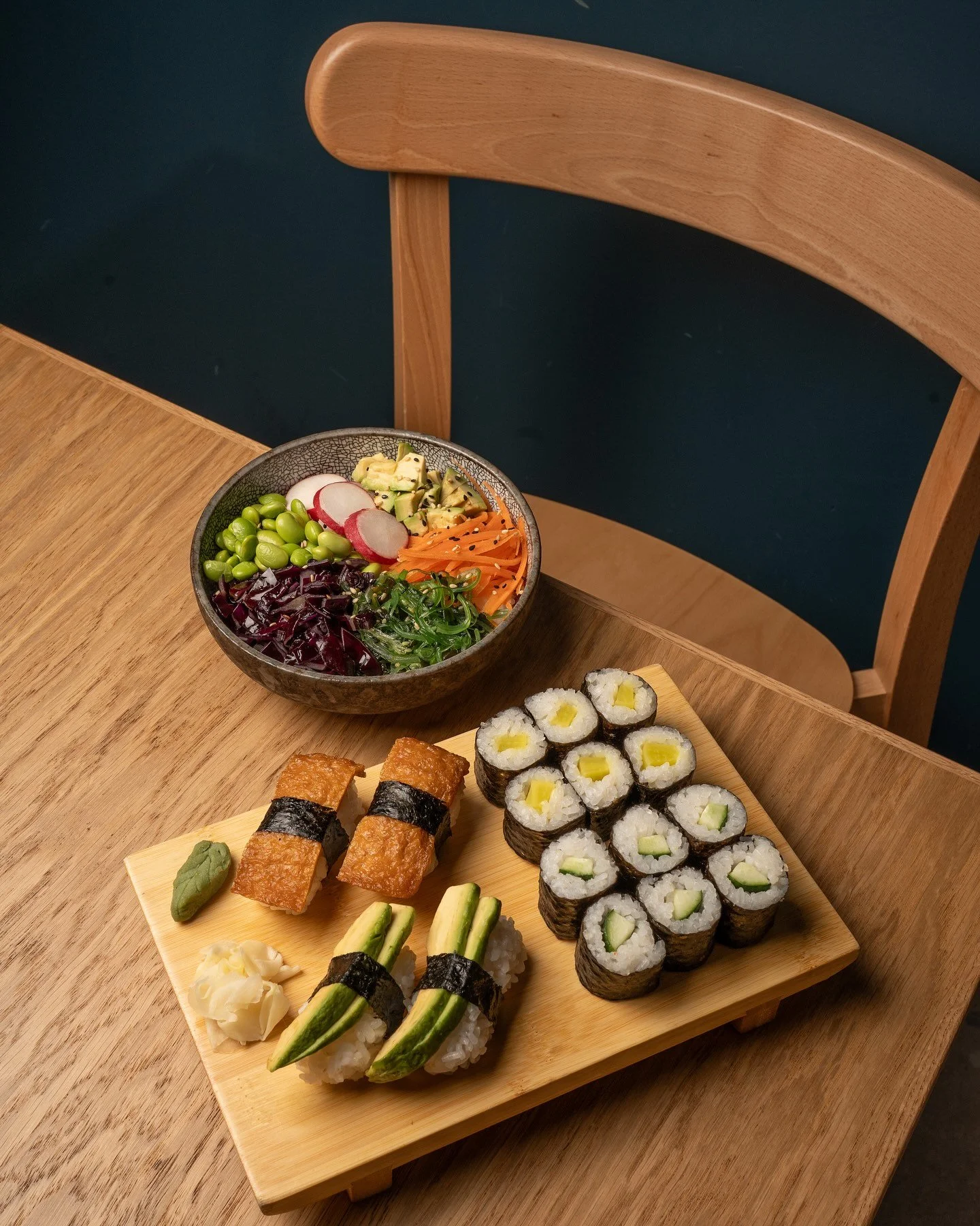 Just two of the many healthy dishes we have suitable for Vegans and Vegetarians:
Veggie Poke | £8.20
Veggie Mix sushi set | £14.95
