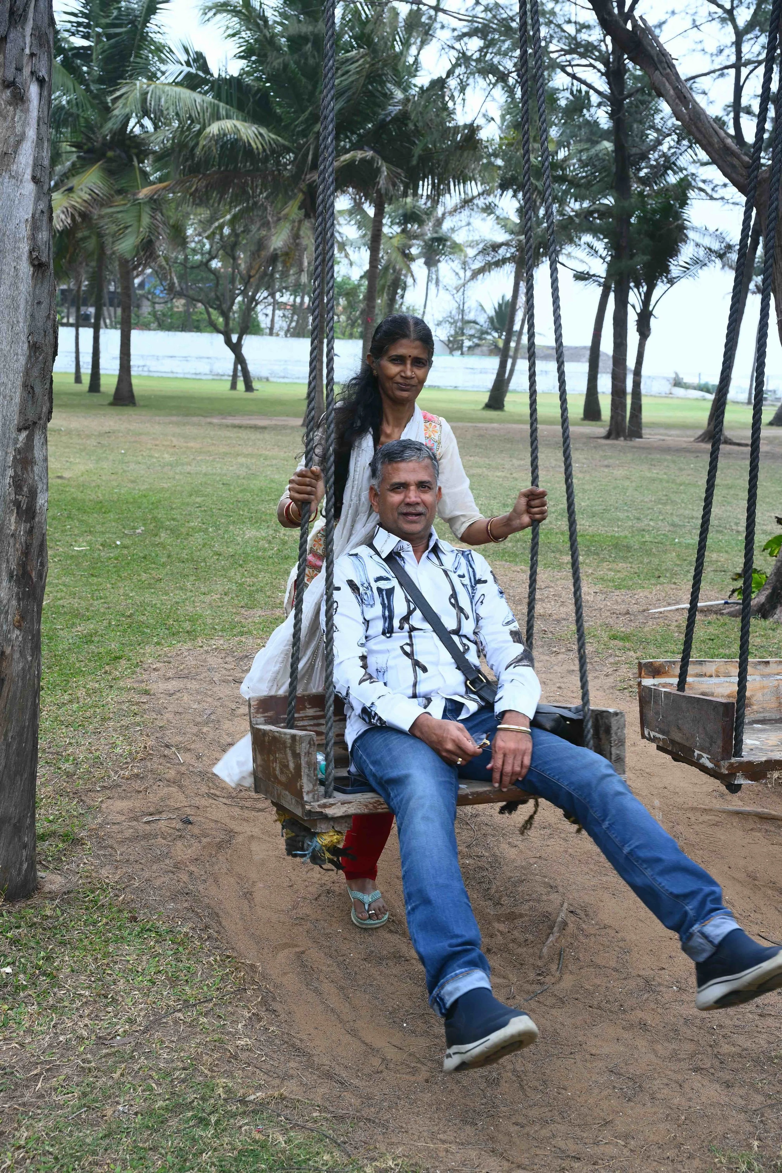 இது ஒரு நிலாக்காலம். கனவுகள் நனவாகிறது இங்கே  Murugesan + Bharathi தம்பதியருக்கு.