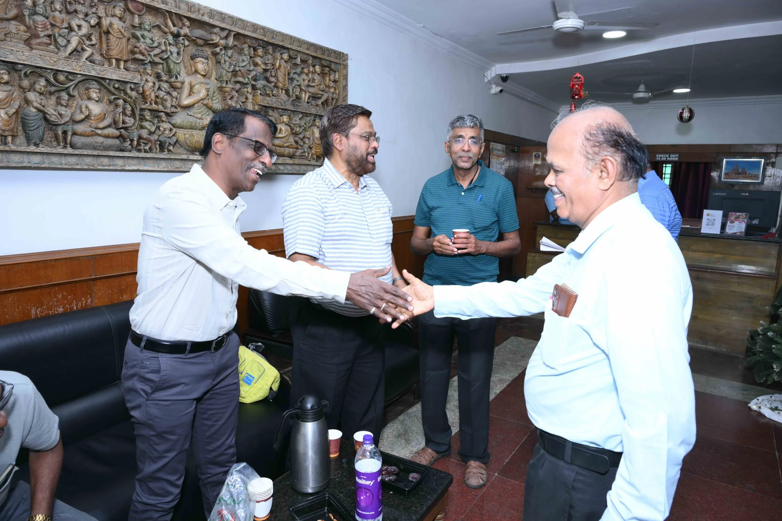 Kasi receives a warm welcome.