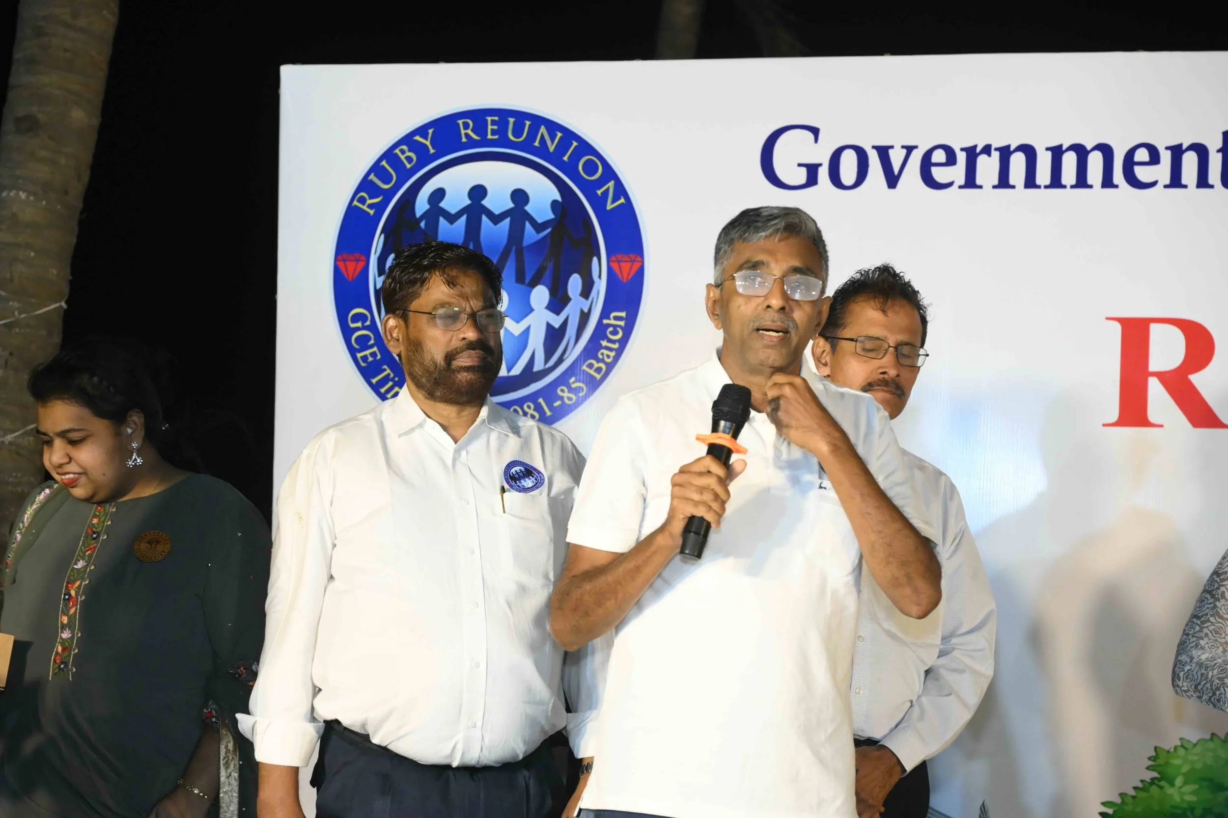 Appreciating the good job of singing.