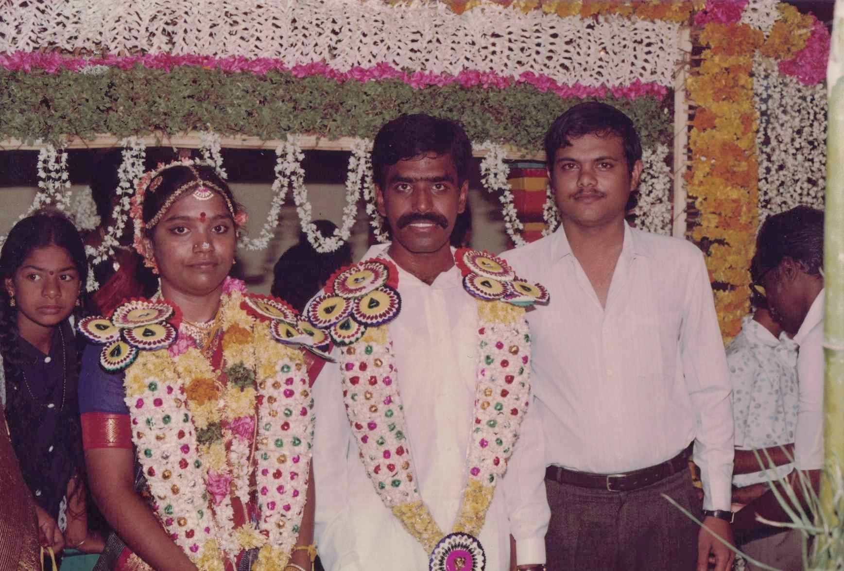 Senthil Nathan & Vikram Nair continued their friendship even after GCE. (Vikram at the wedding of Senthil & Geetha on Oct/26/1990)