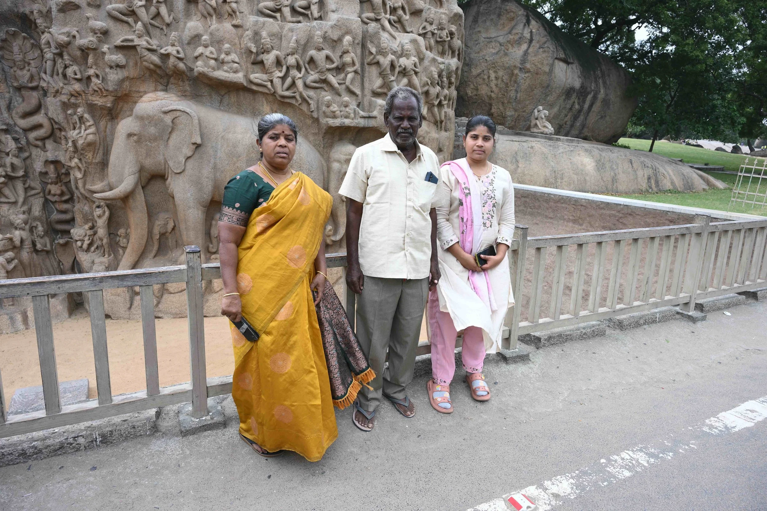 Palaniamy, Devika and their daughter Sathyapriyadharshini.