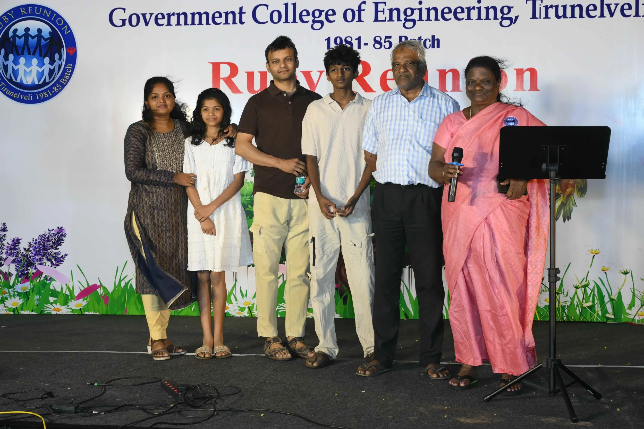 T.Padma + Jothi Arulkumar + Son's family [Son J.Larsen, Daughter in law L.Hepzibah, Grandson L.Harith and  Granddaughter L.Jessie]. (27 of 50)