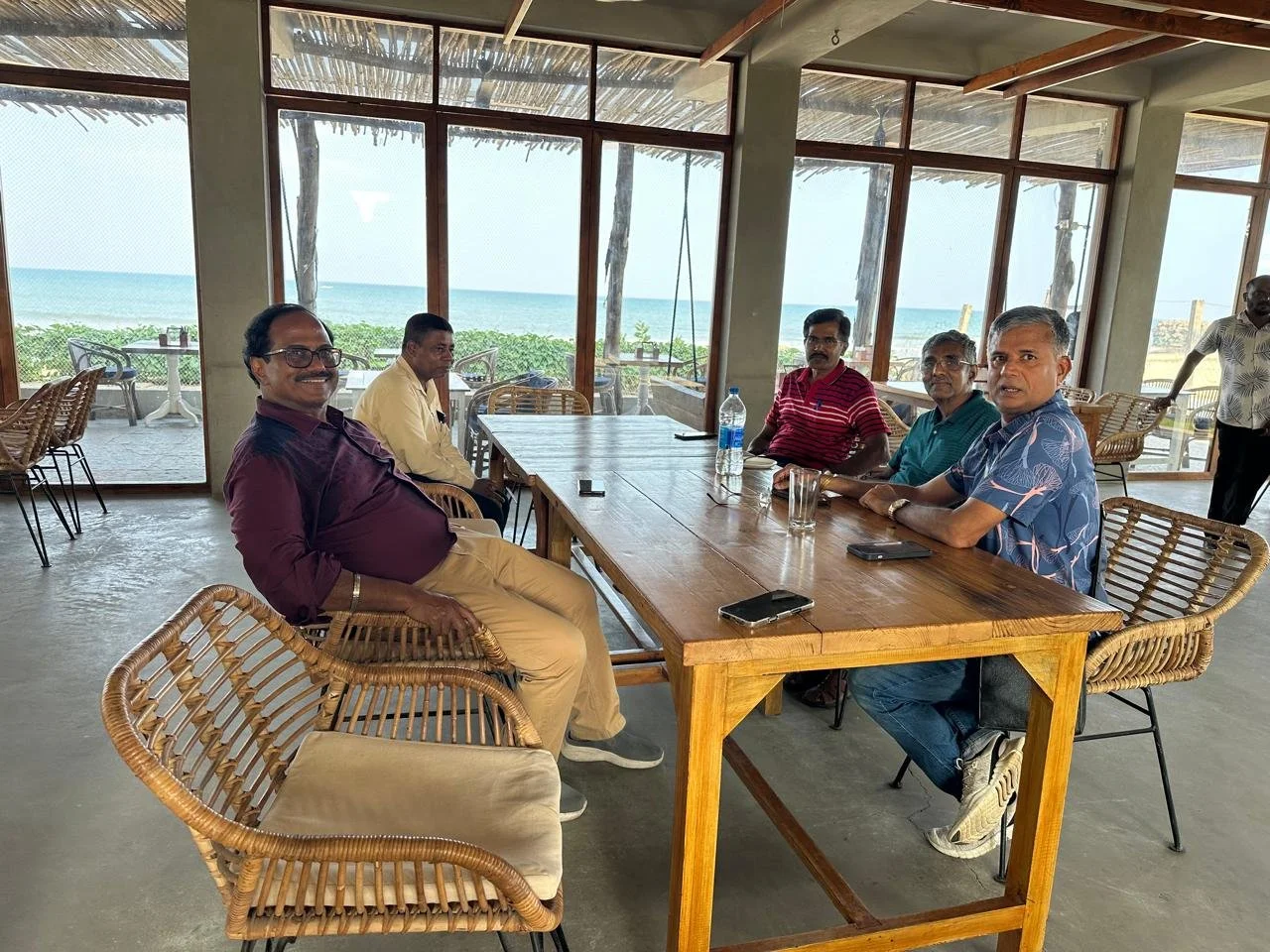 A few friends visited Sea Breeze in Mahabalipuram on Oct/07/2025.
